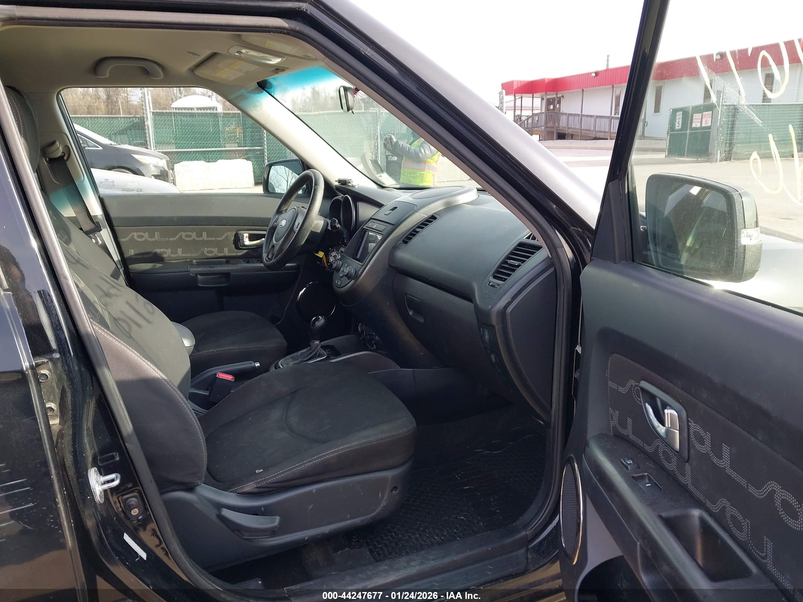 KIA SOUL image 5