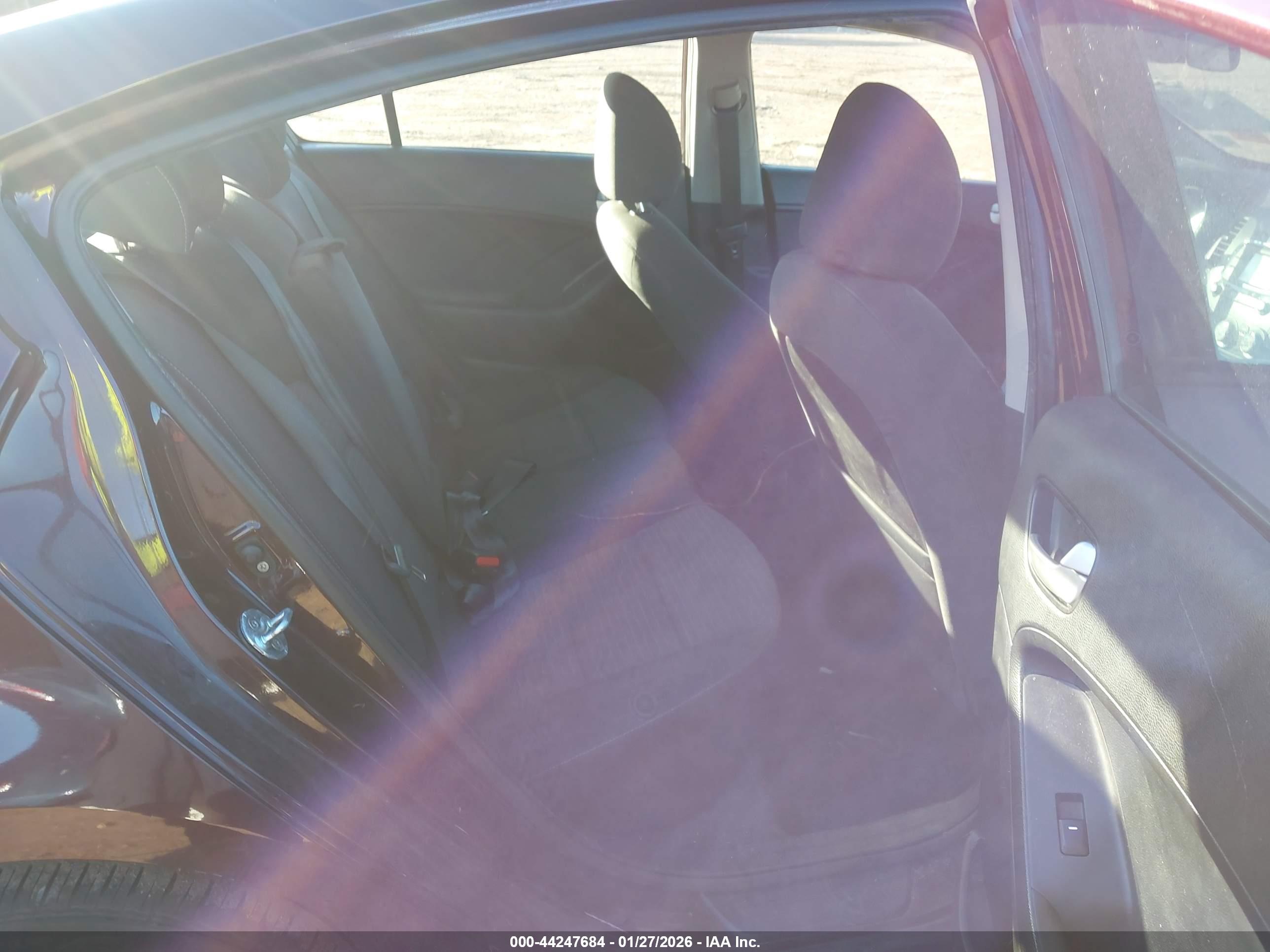 KIA FORTE image 8
