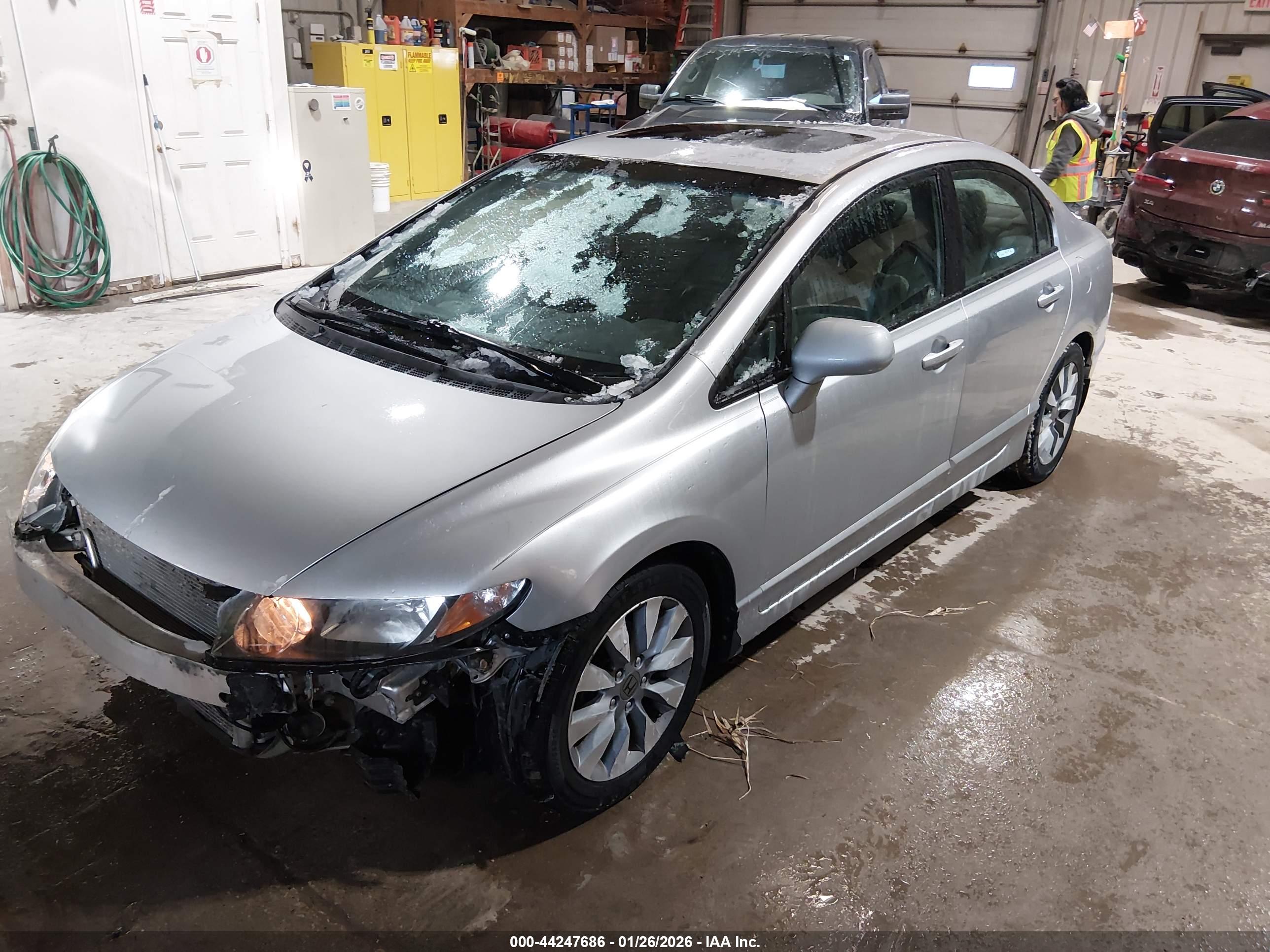 HONDA CIVIC image 2