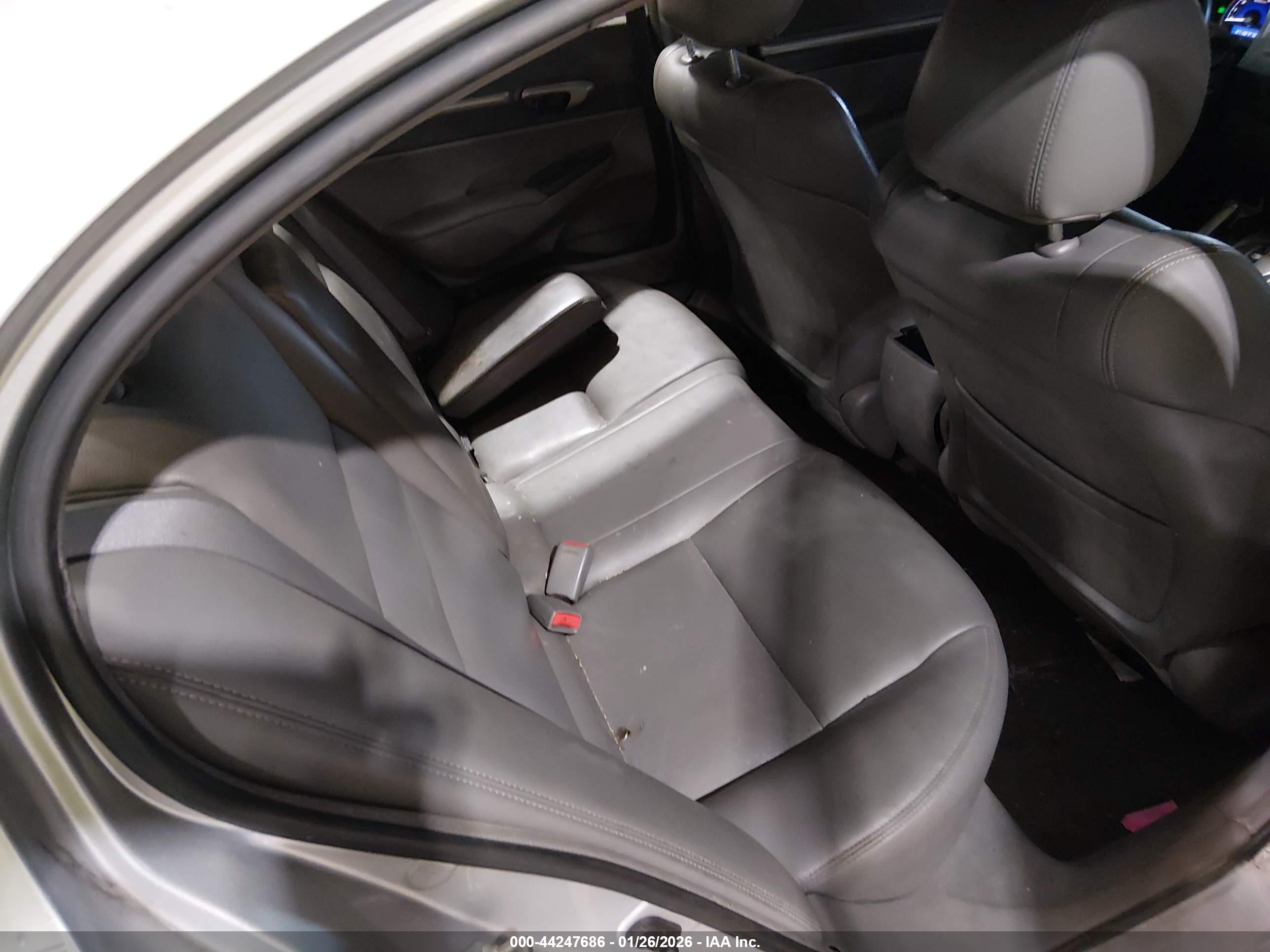 HONDA CIVIC image 8