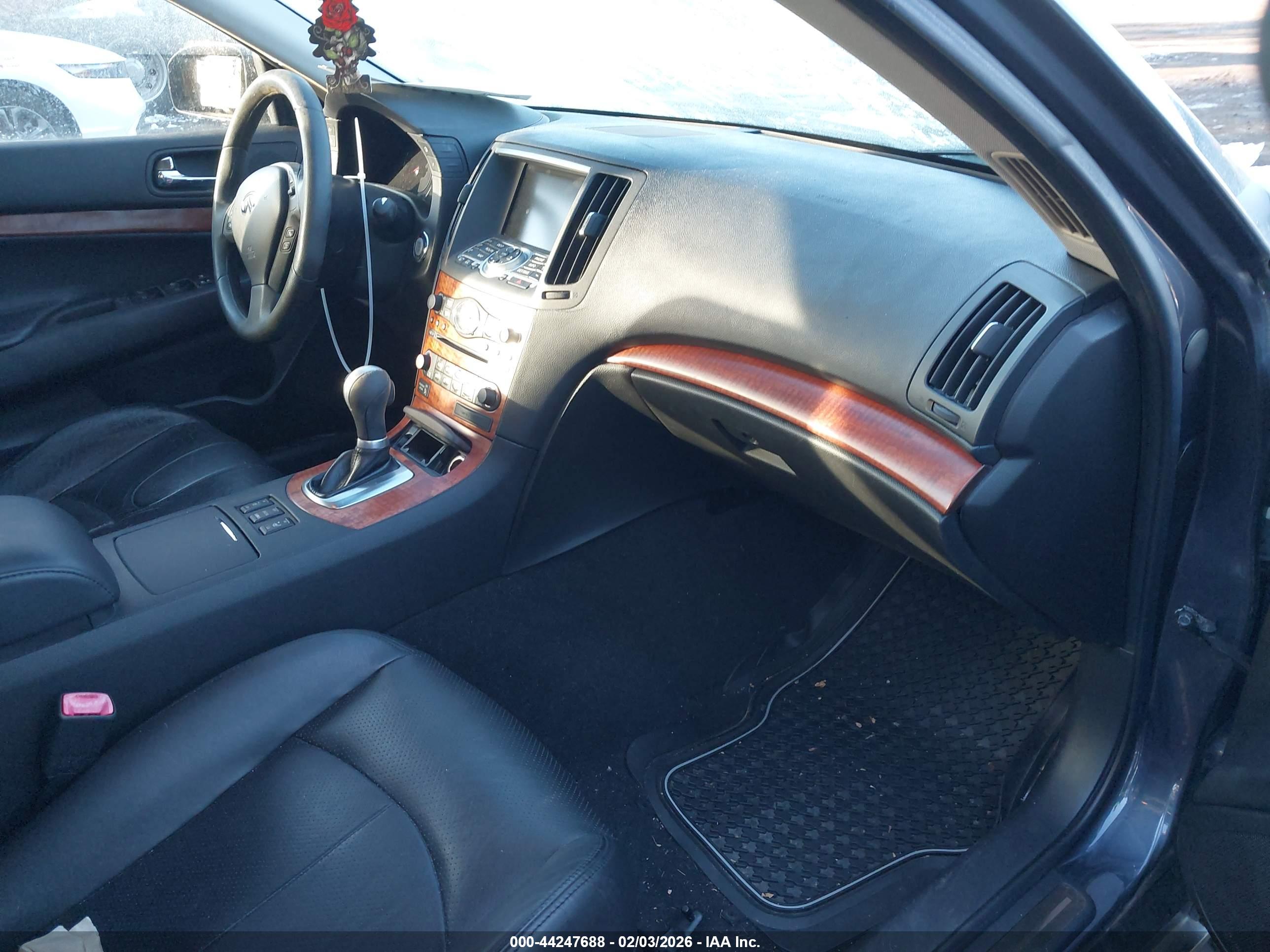 INFINITI G35X image 5