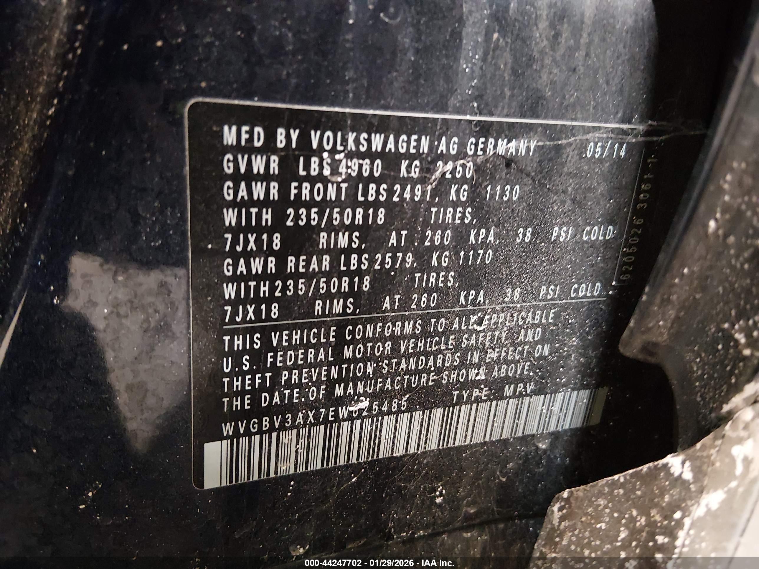 VOLKSWAGEN TIGUAN image 9