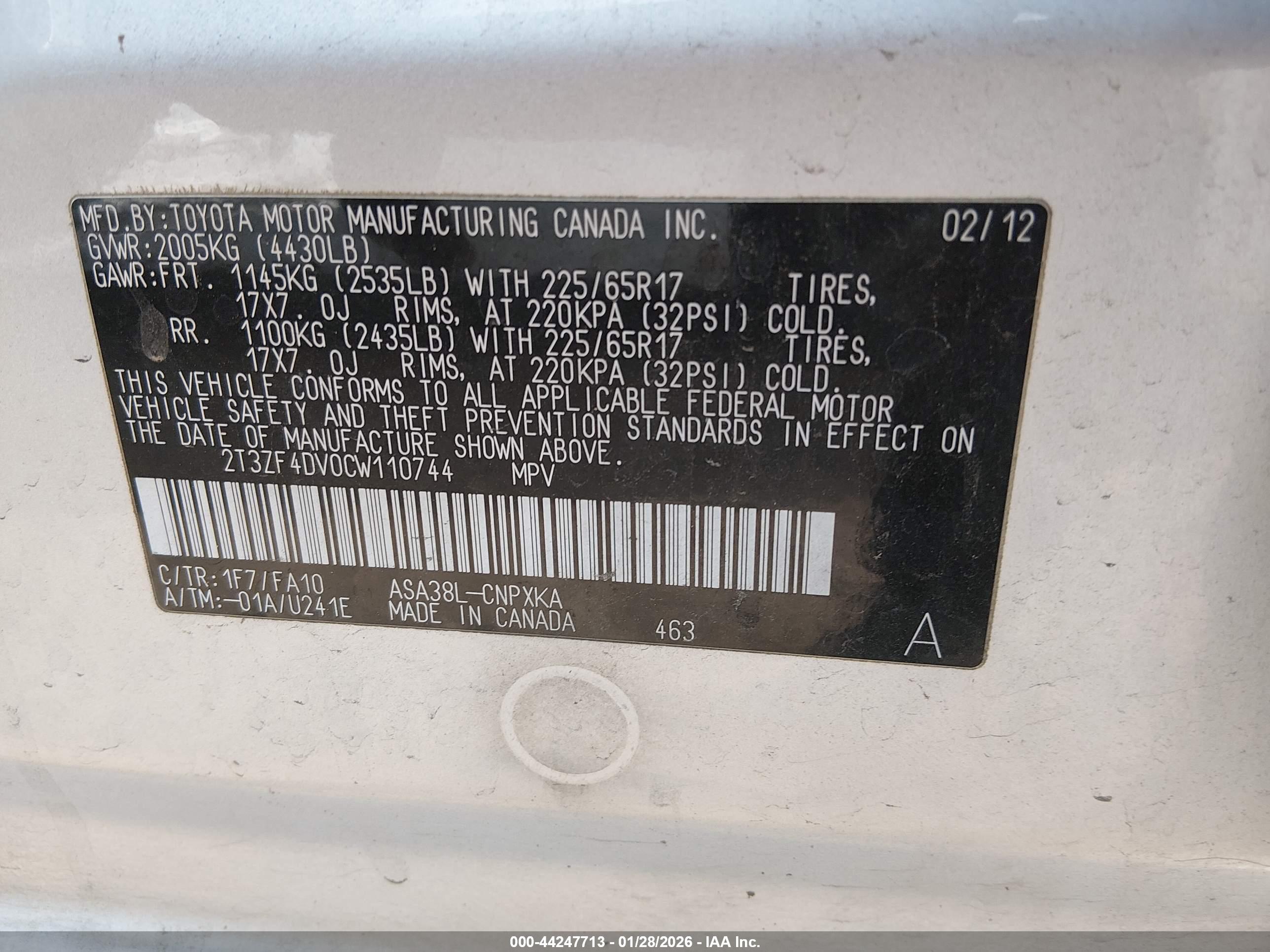 TOYOTA RAV4 image 9