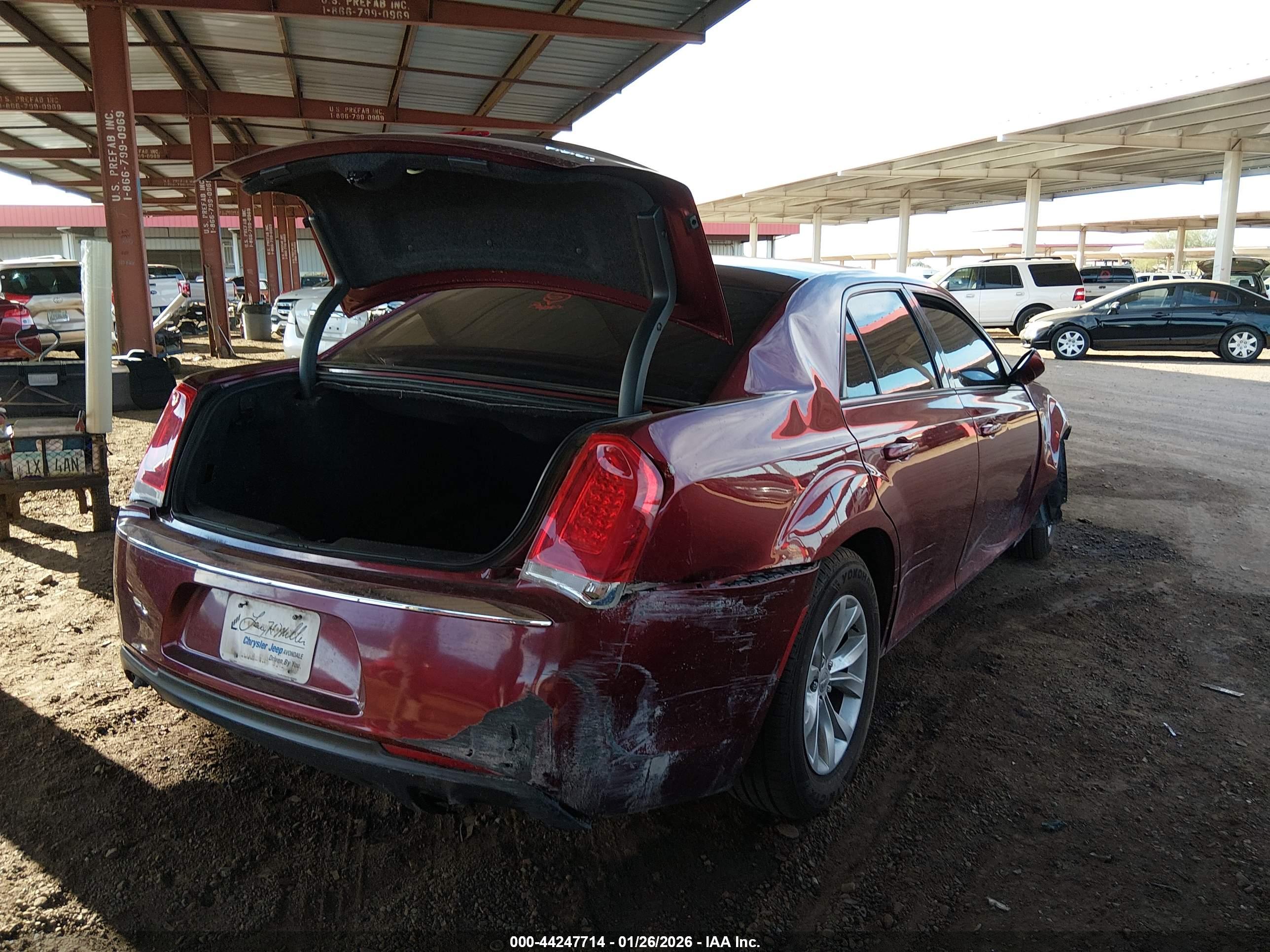 CHRYSLER 300 image 4