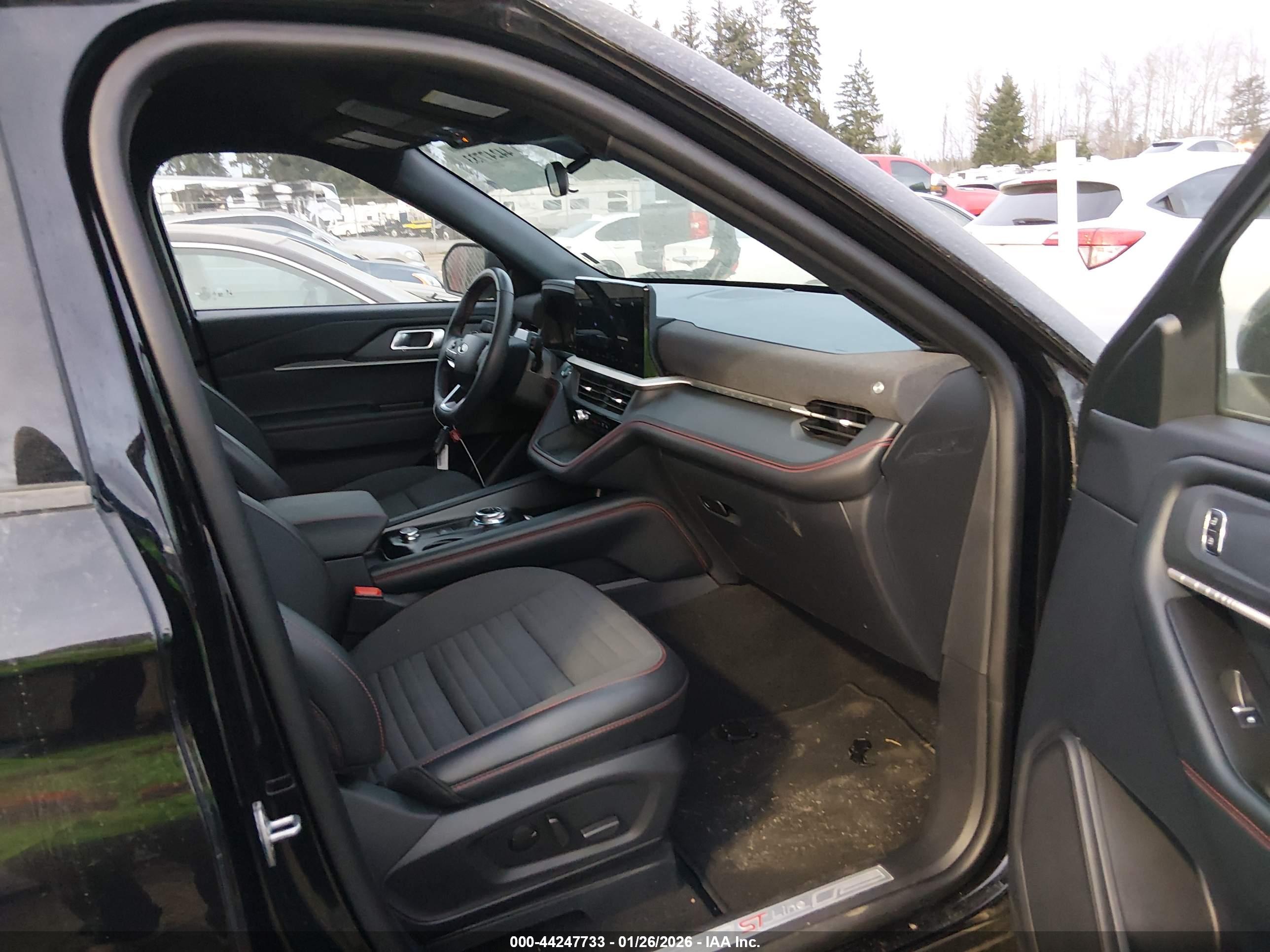 FORD EXPLORER image 5
