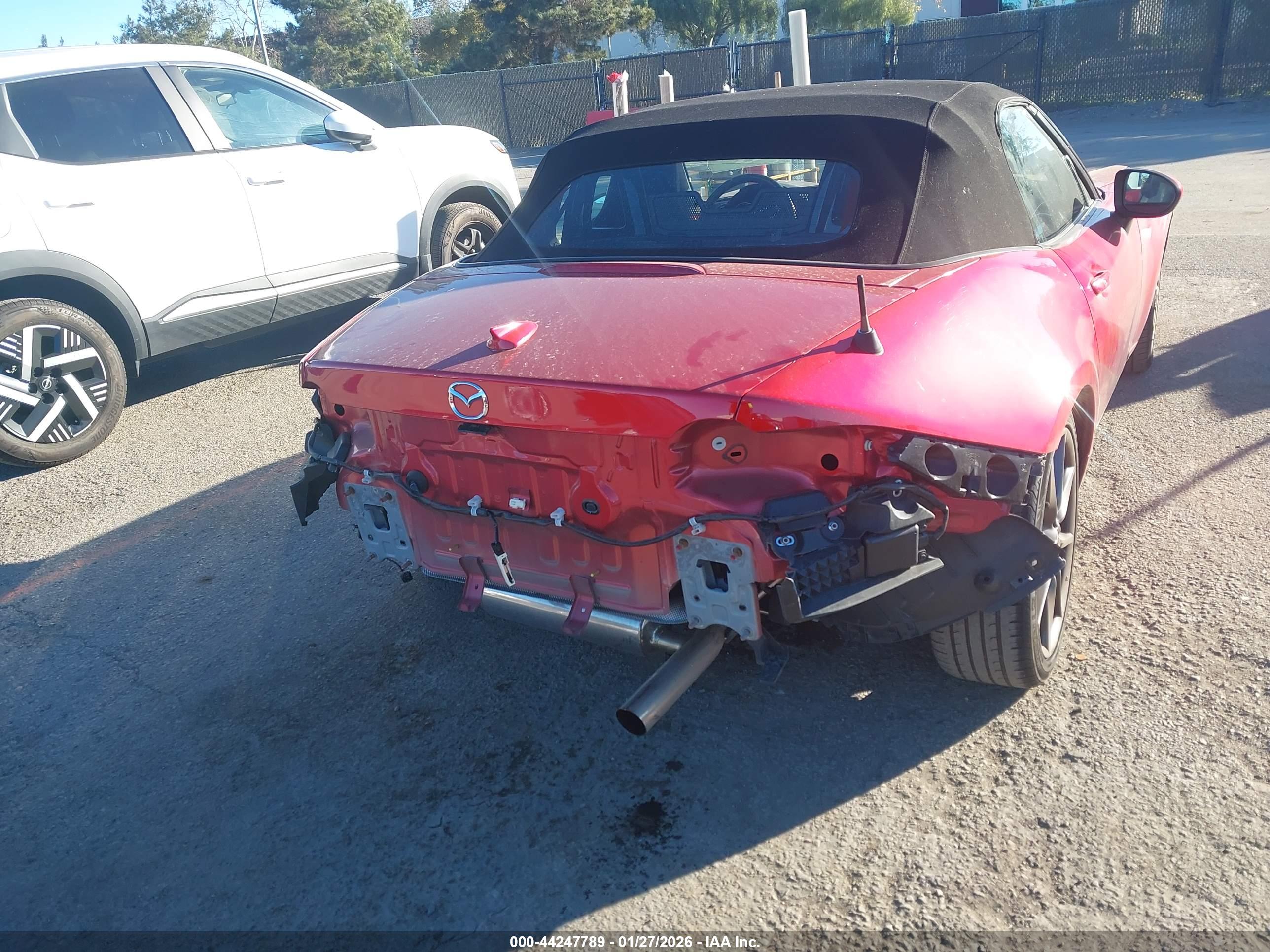 MAZDA MX-5 image 6