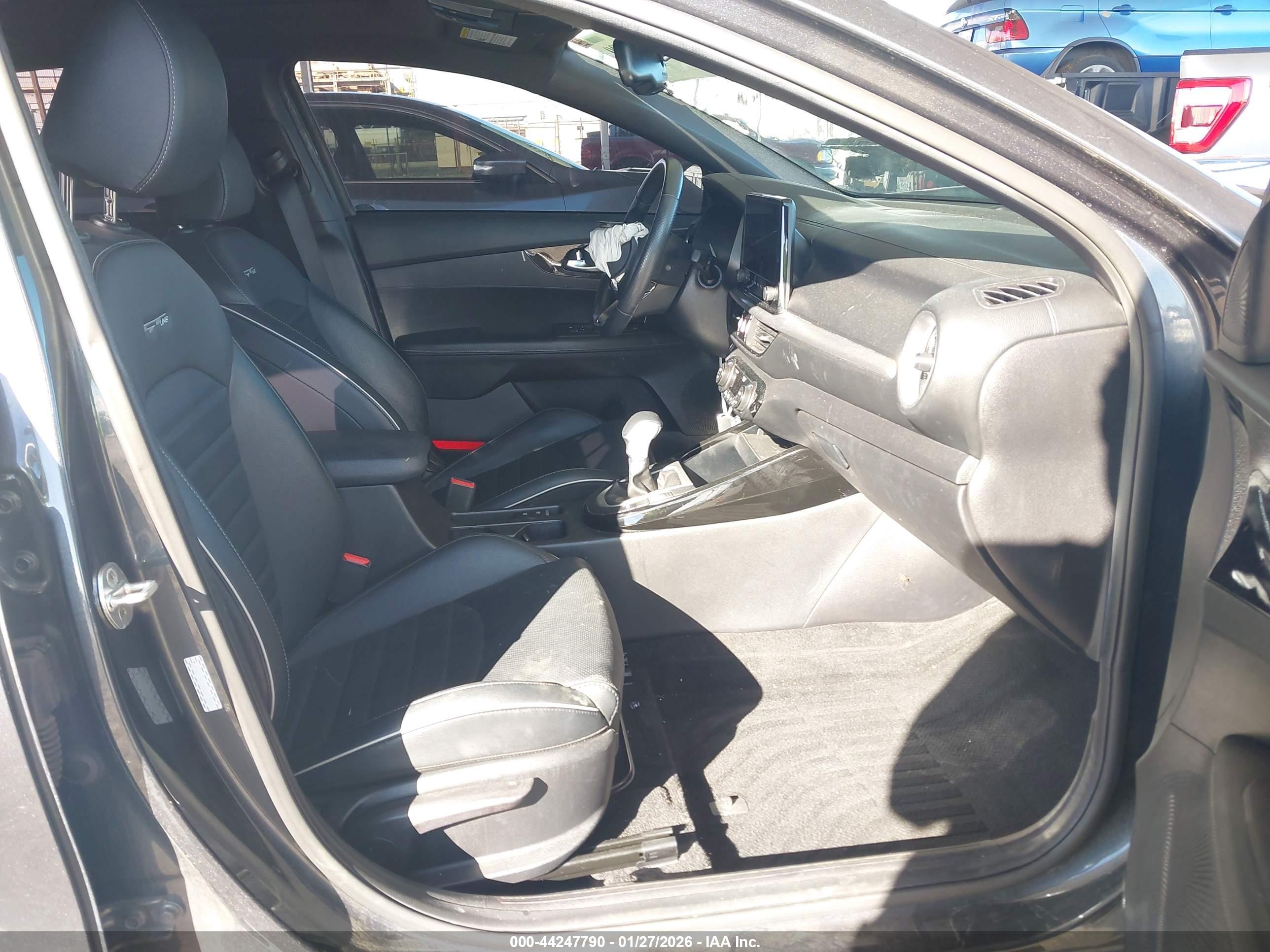 KIA FORTE image 5