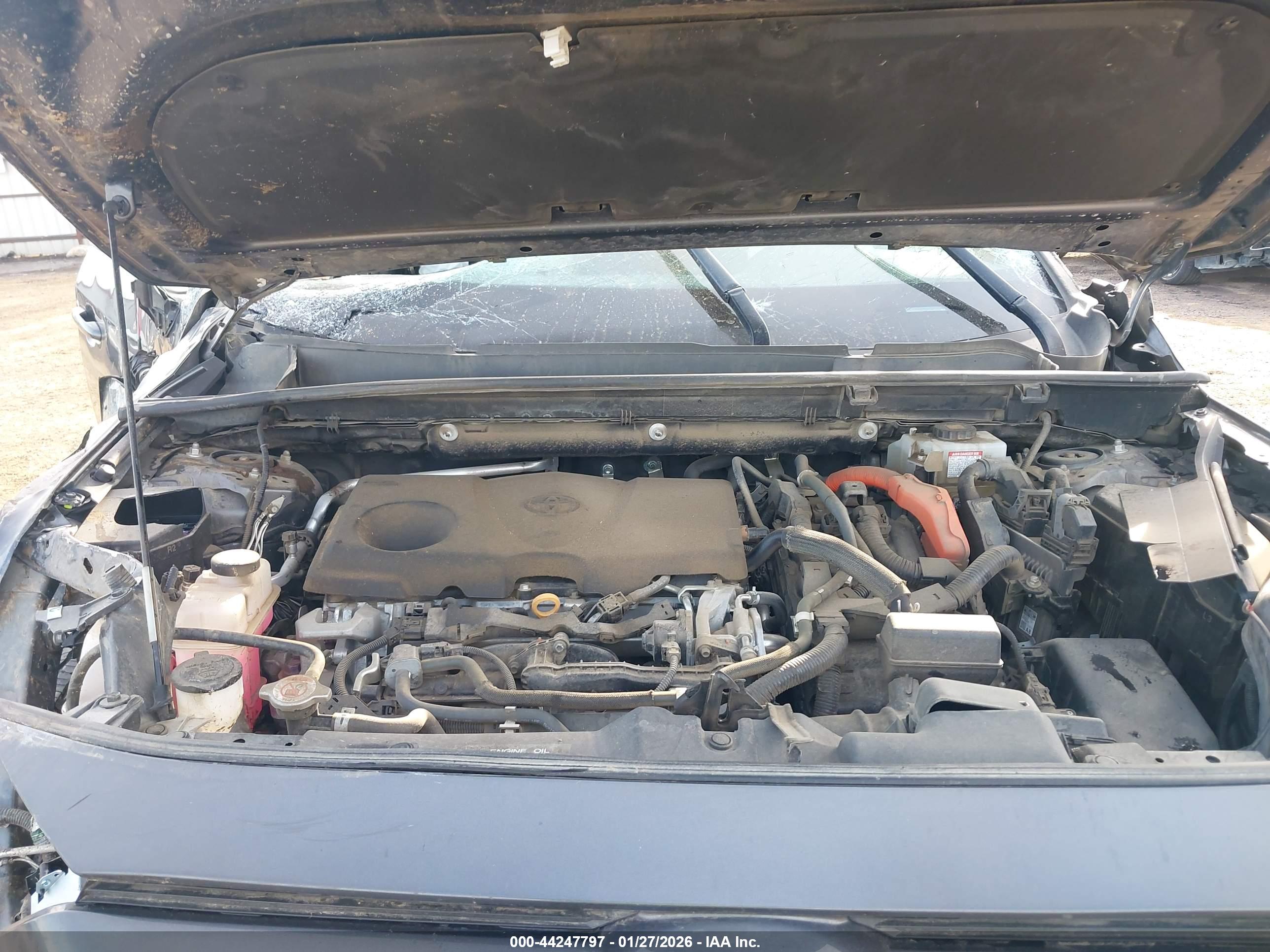 TOYOTA RAV4 image 10