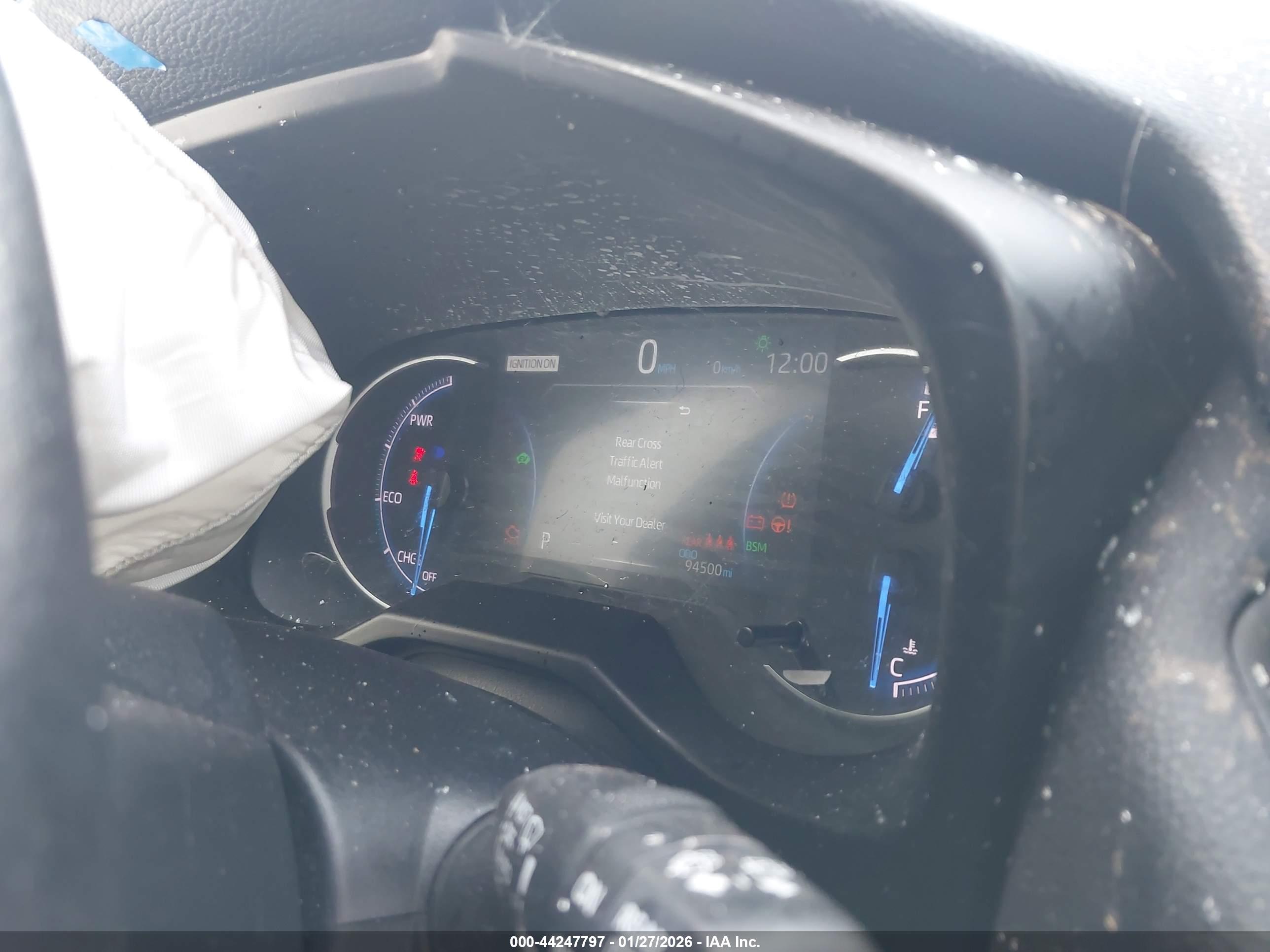 TOYOTA RAV4 image 7
