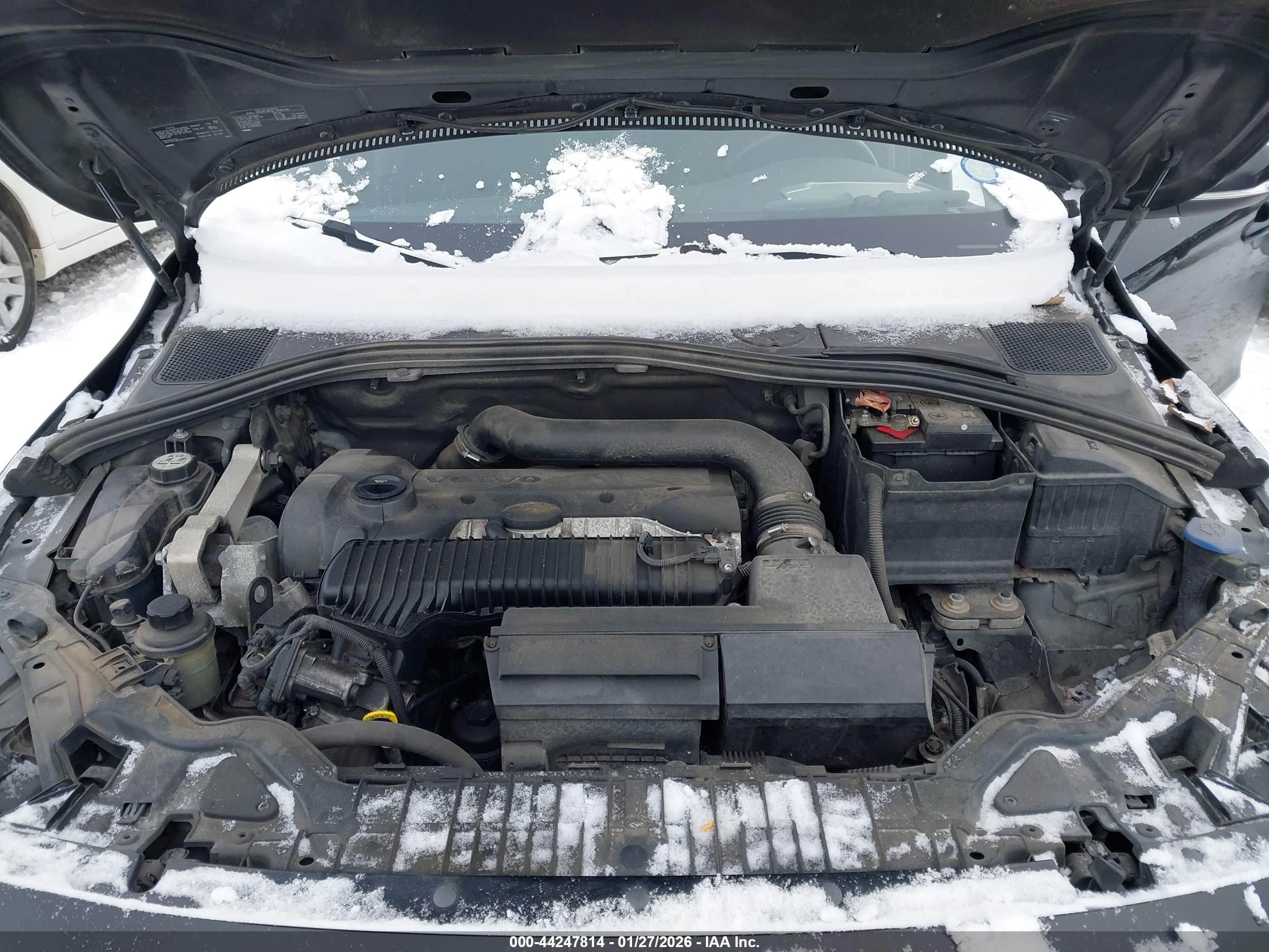 VOLVO S60 image 10