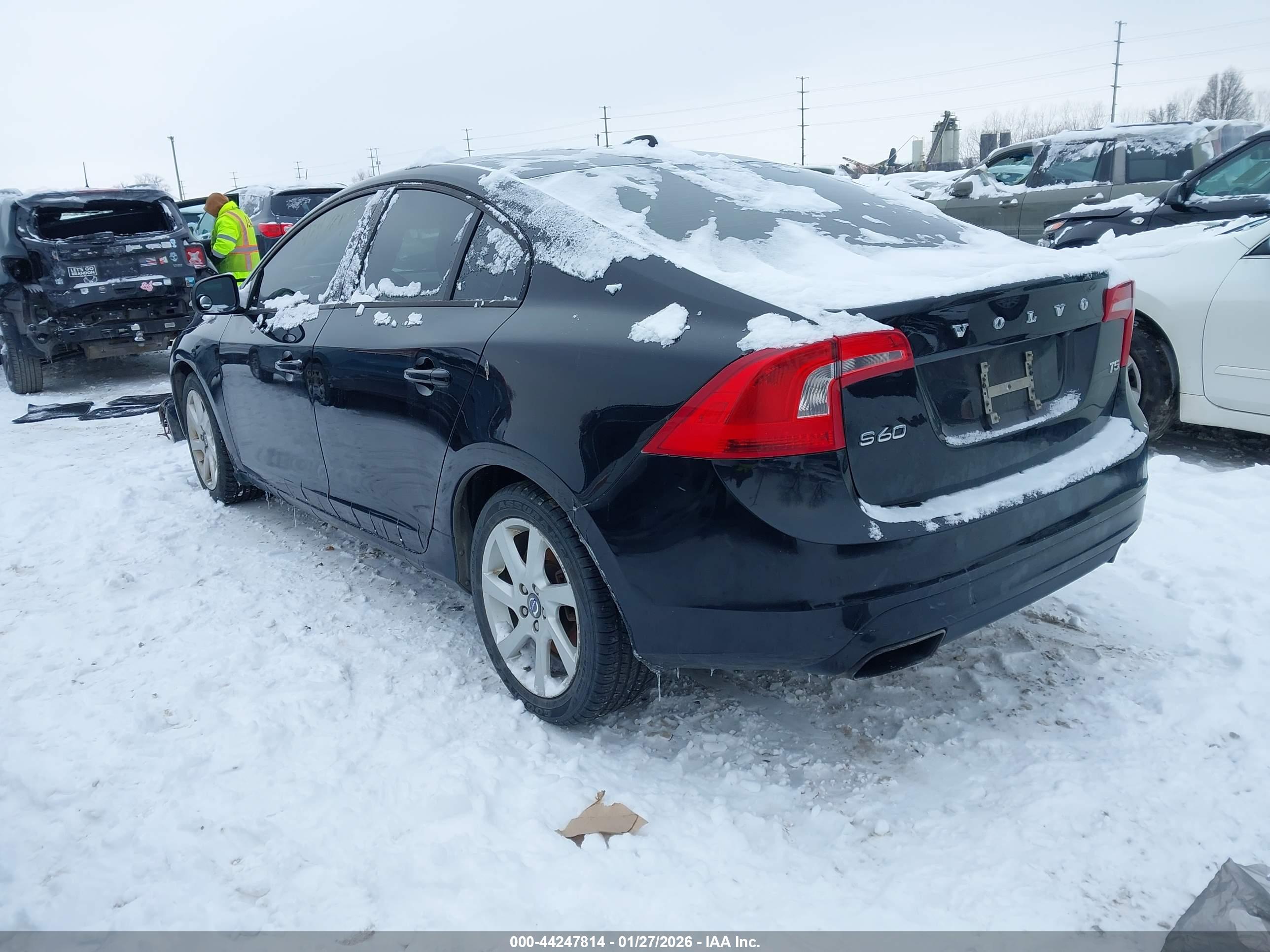 VOLVO S60 image 3