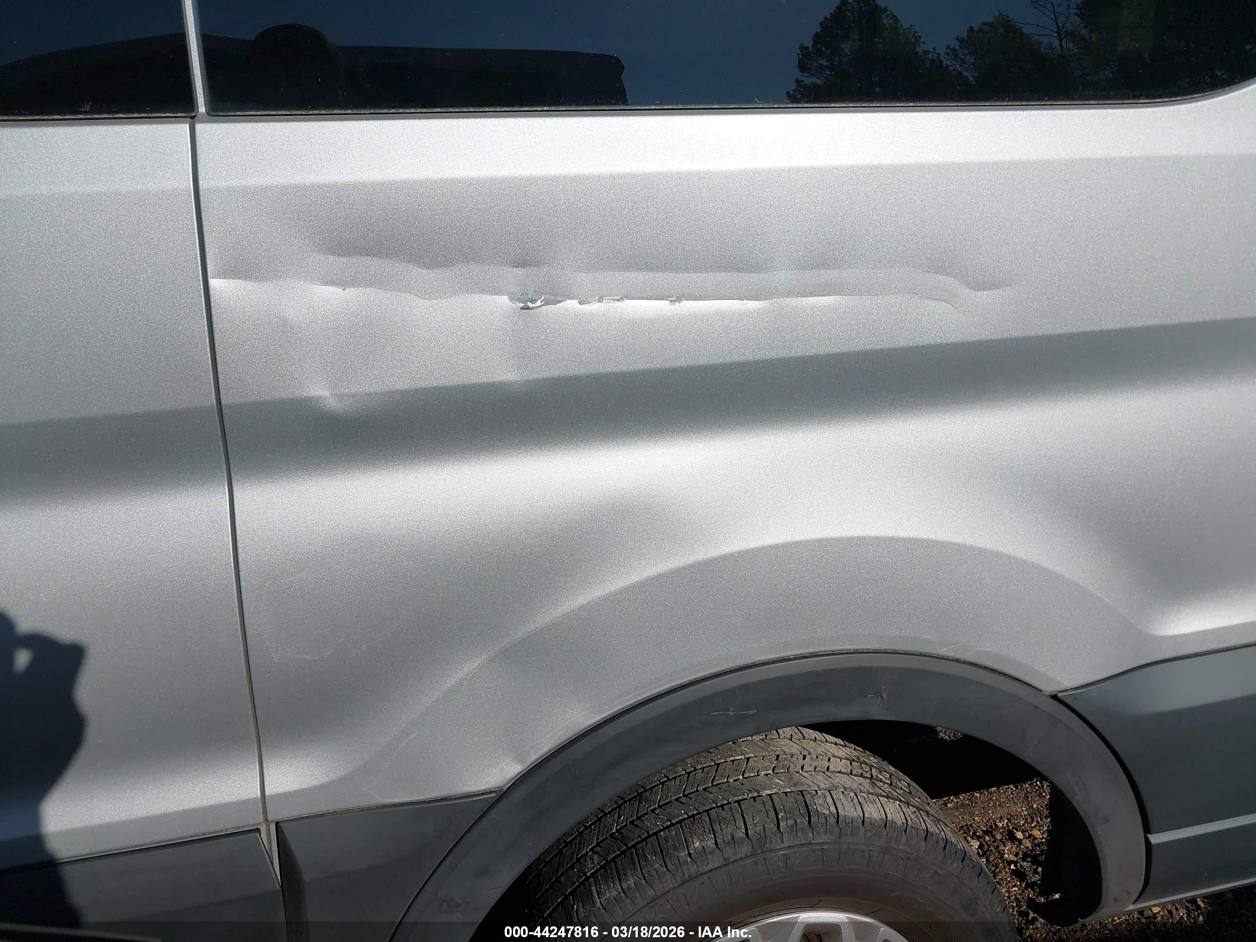 FORD TRANSIT-150 image 6
