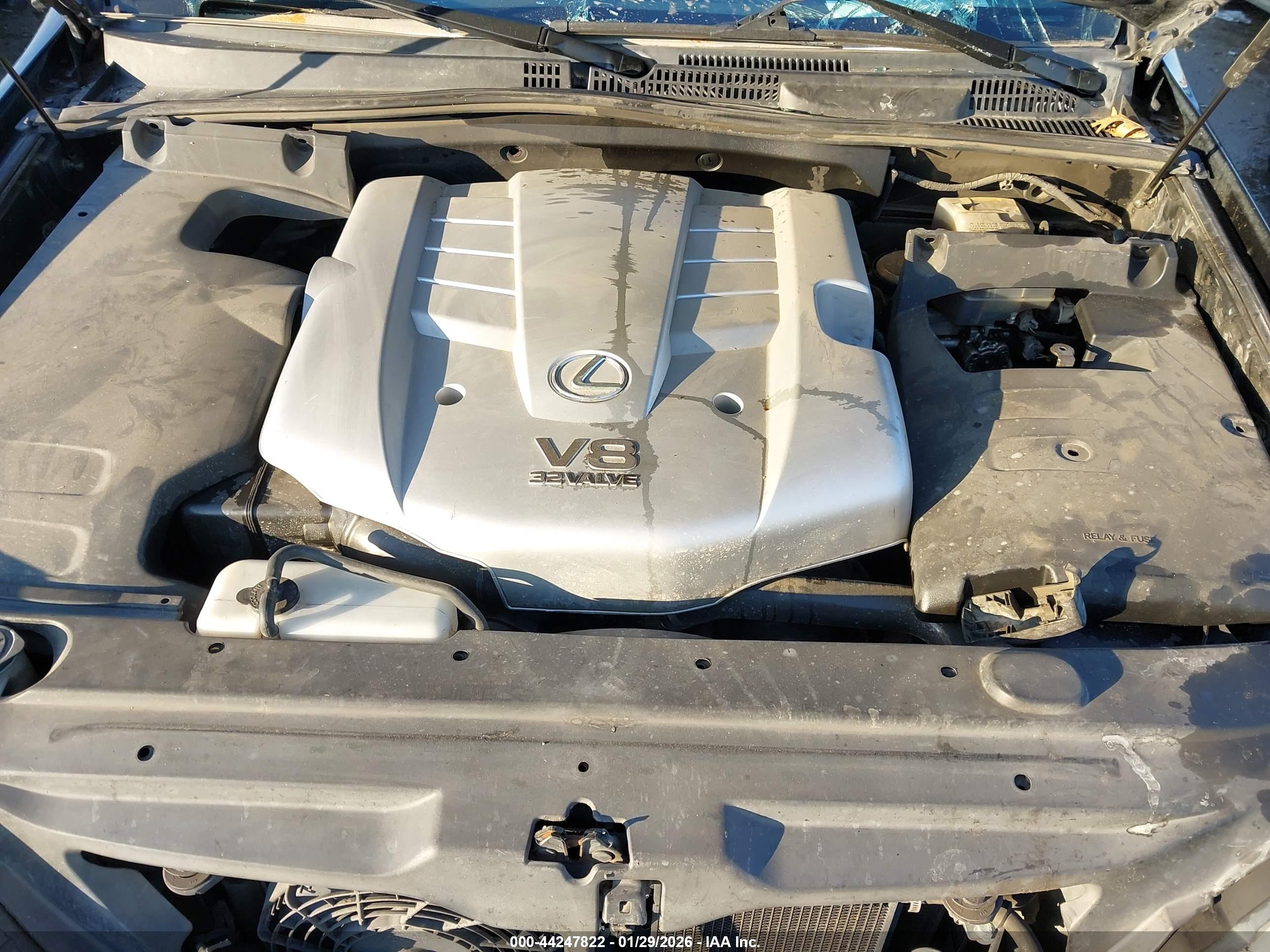 LEXUS GX image 10
