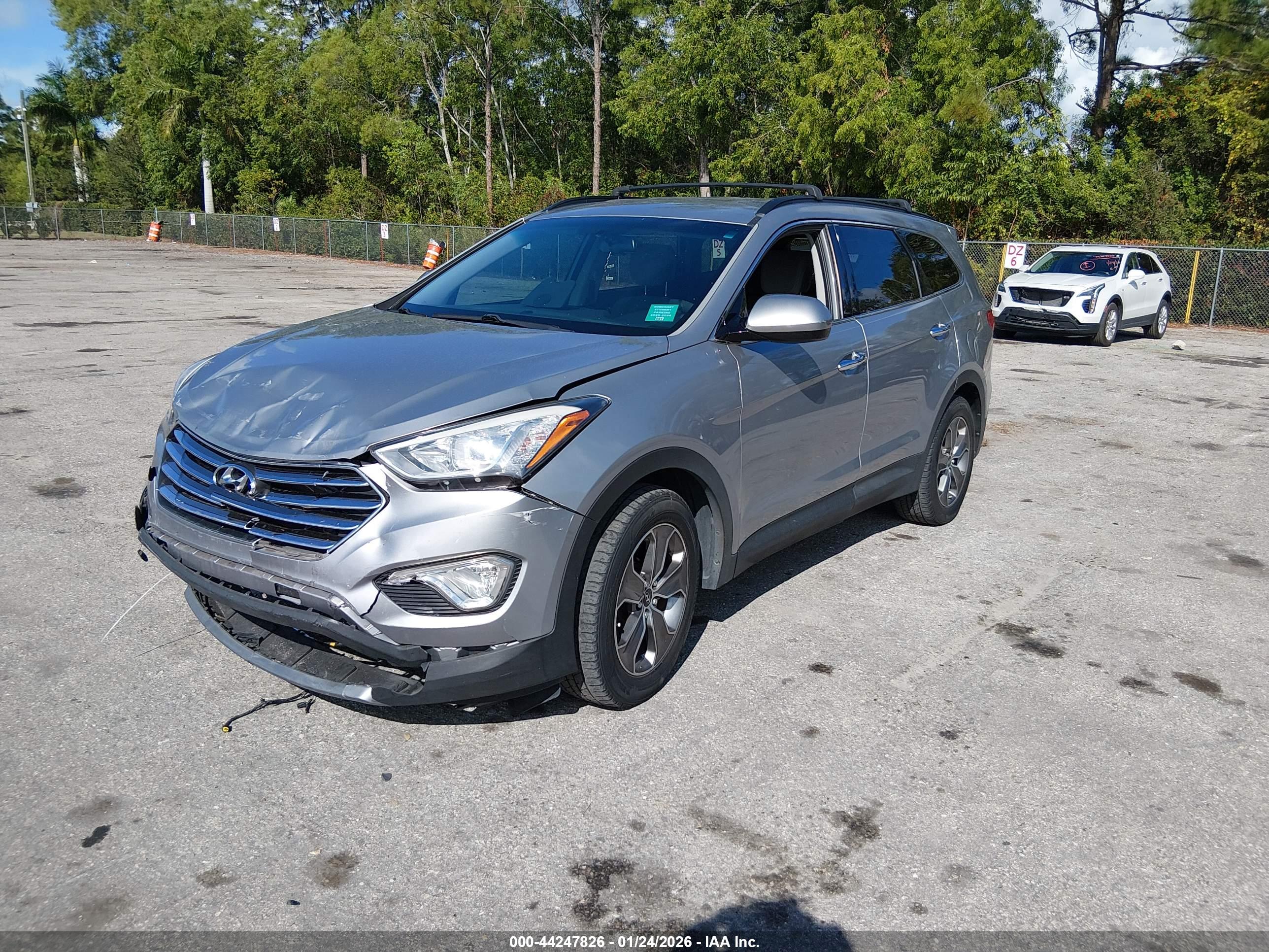 HYUNDAI SANTA image 2