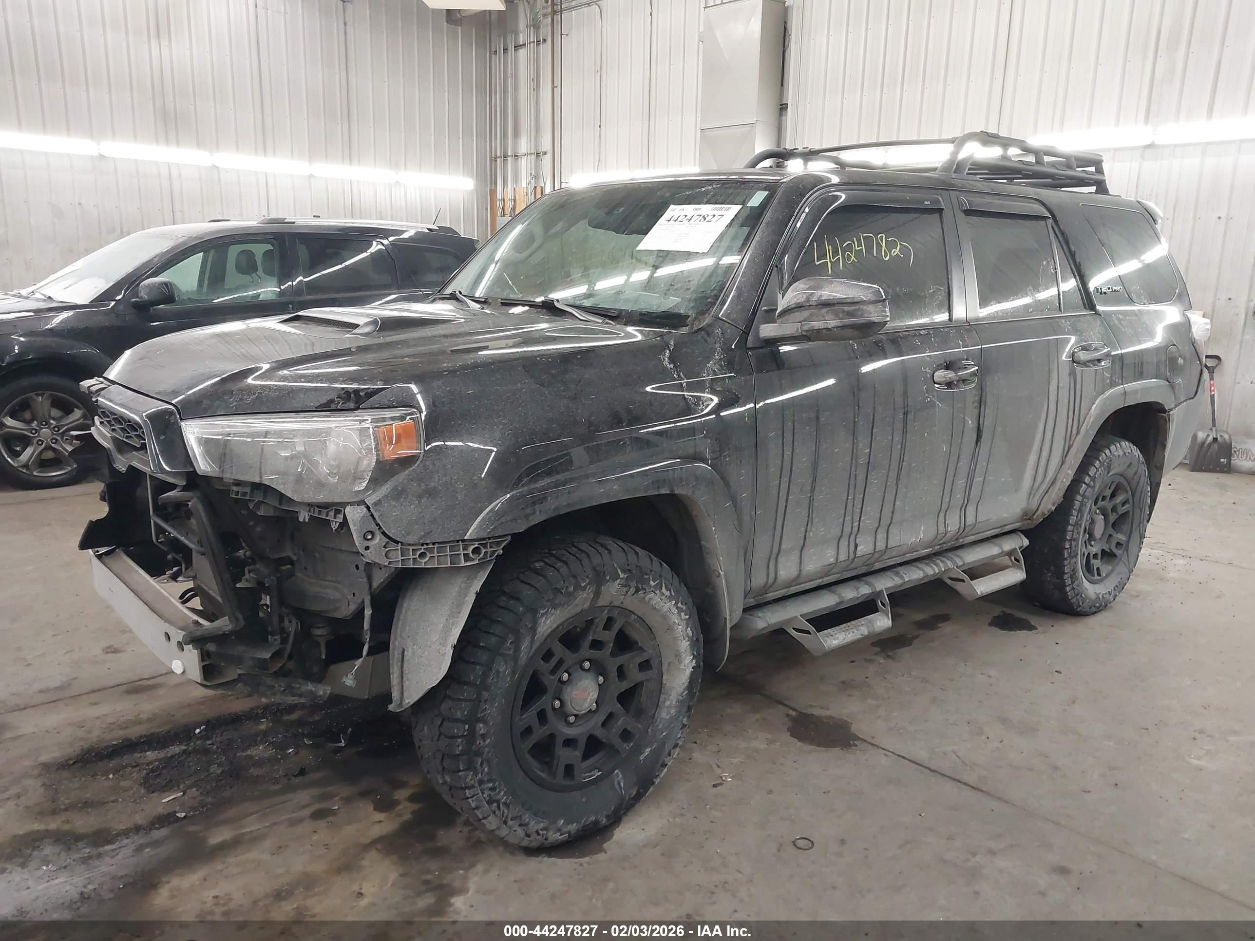 TOYOTA 4RUNNER image 2