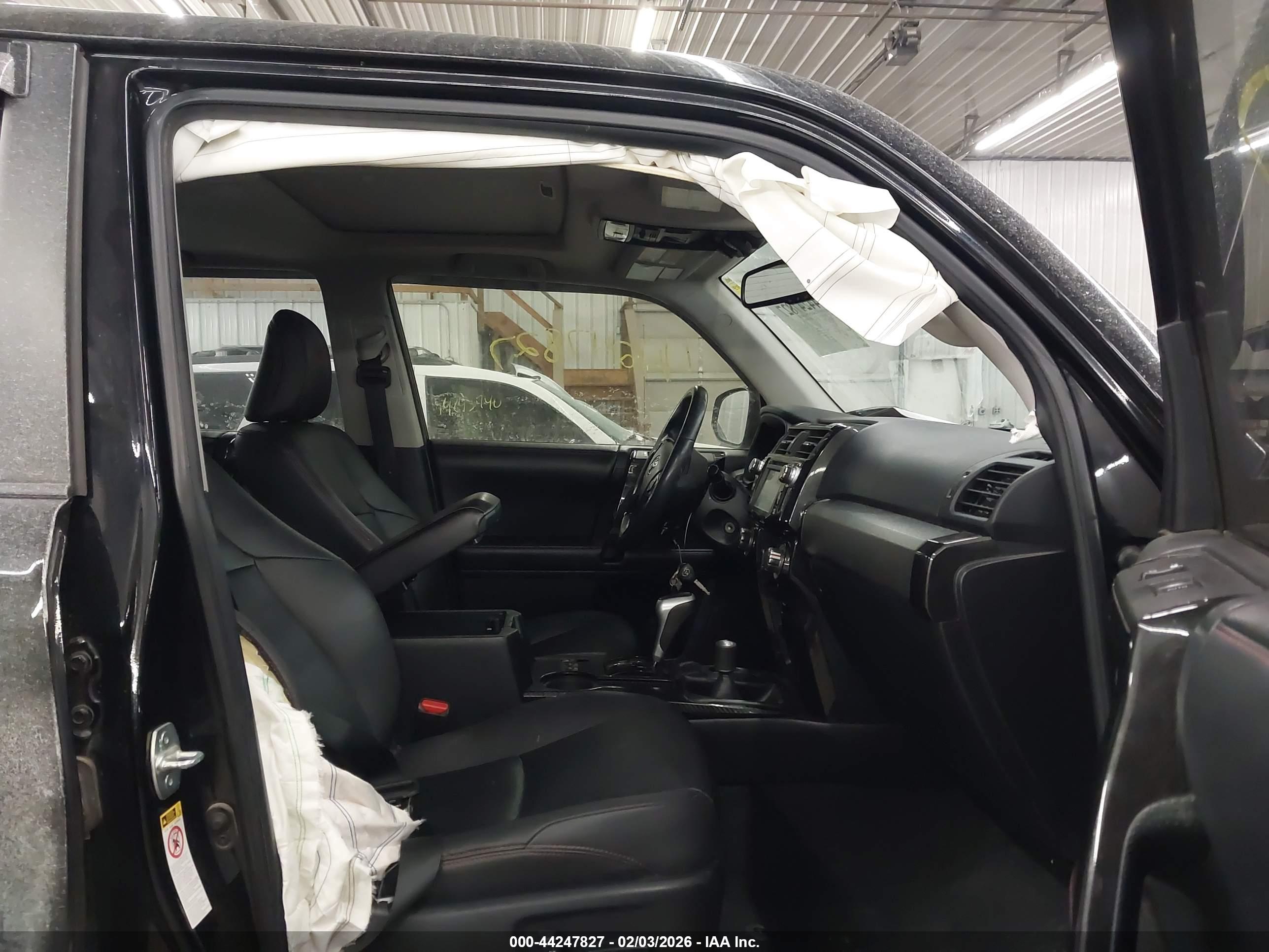 TOYOTA 4RUNNER image 5