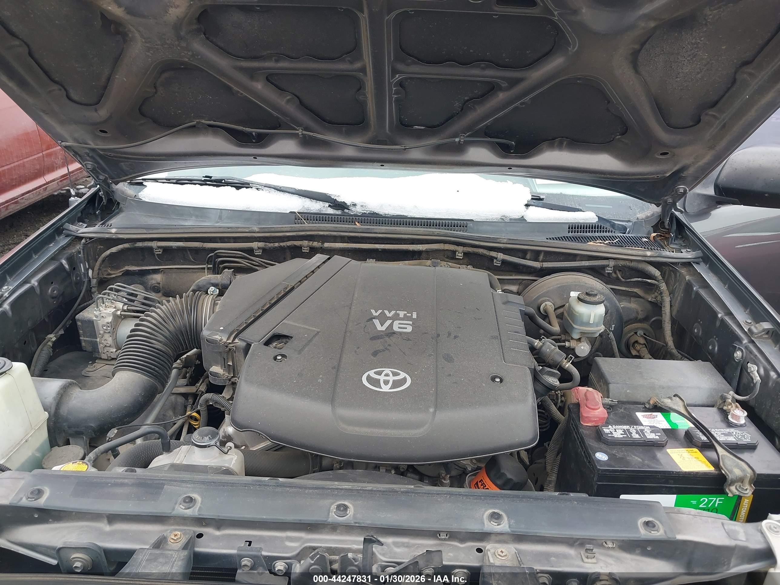 TOYOTA TACOMA image 10