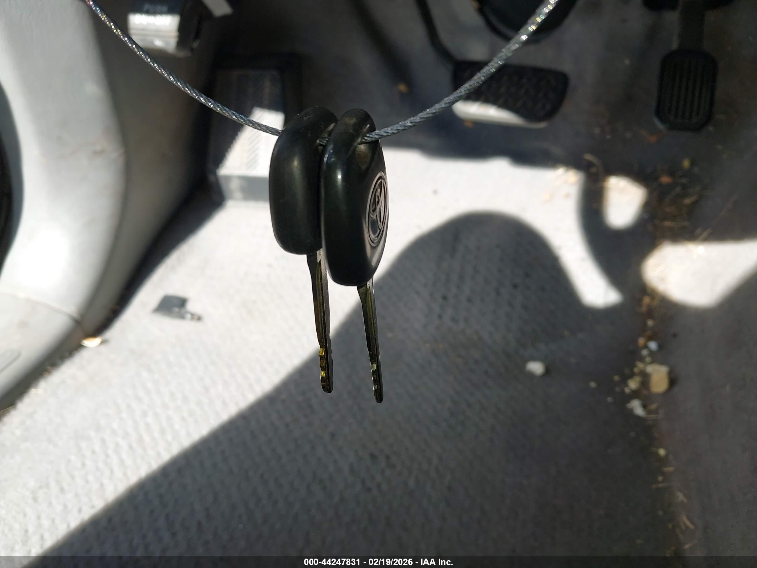 TOYOTA TACOMA image 11