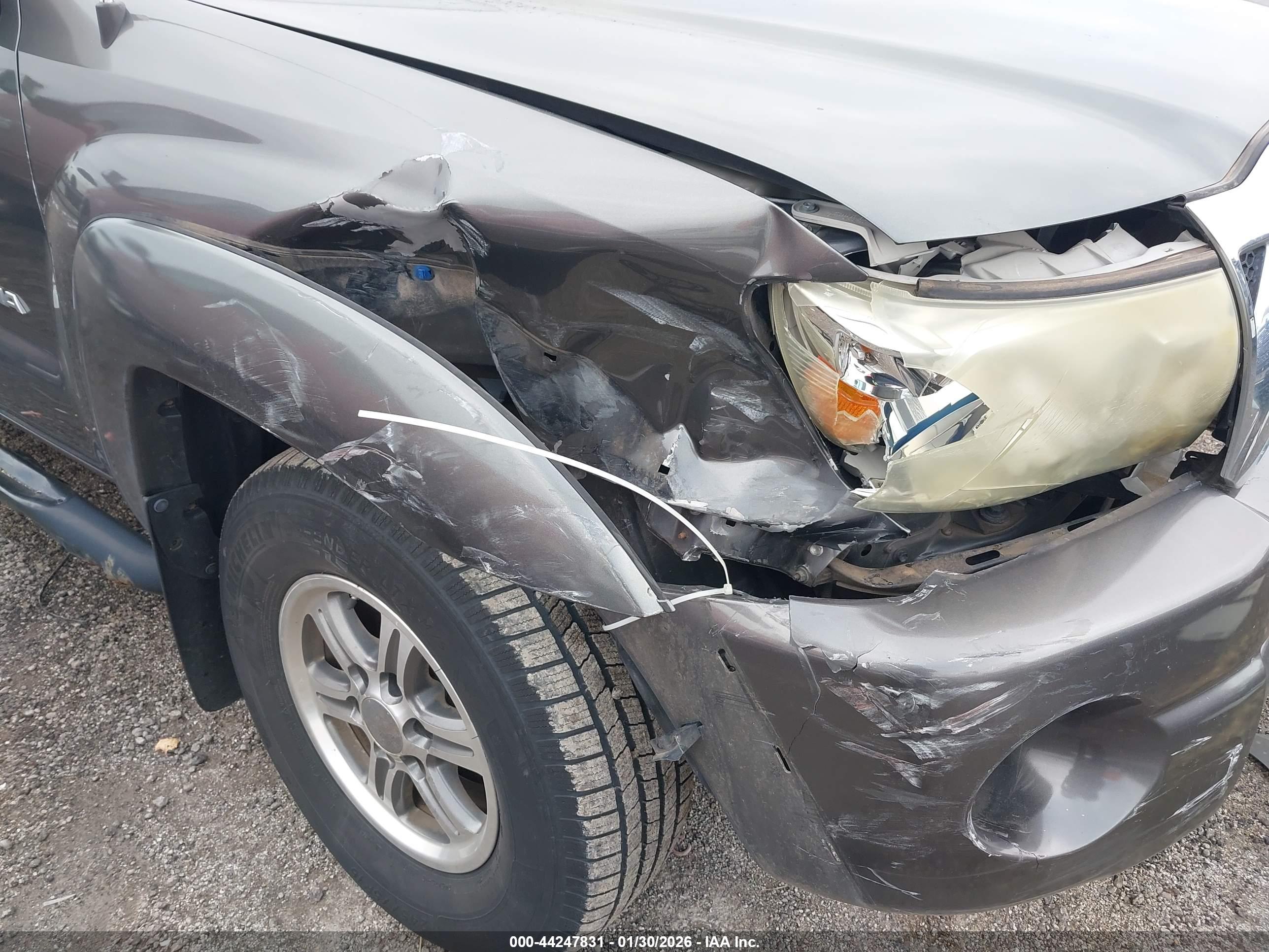 TOYOTA TACOMA image 6