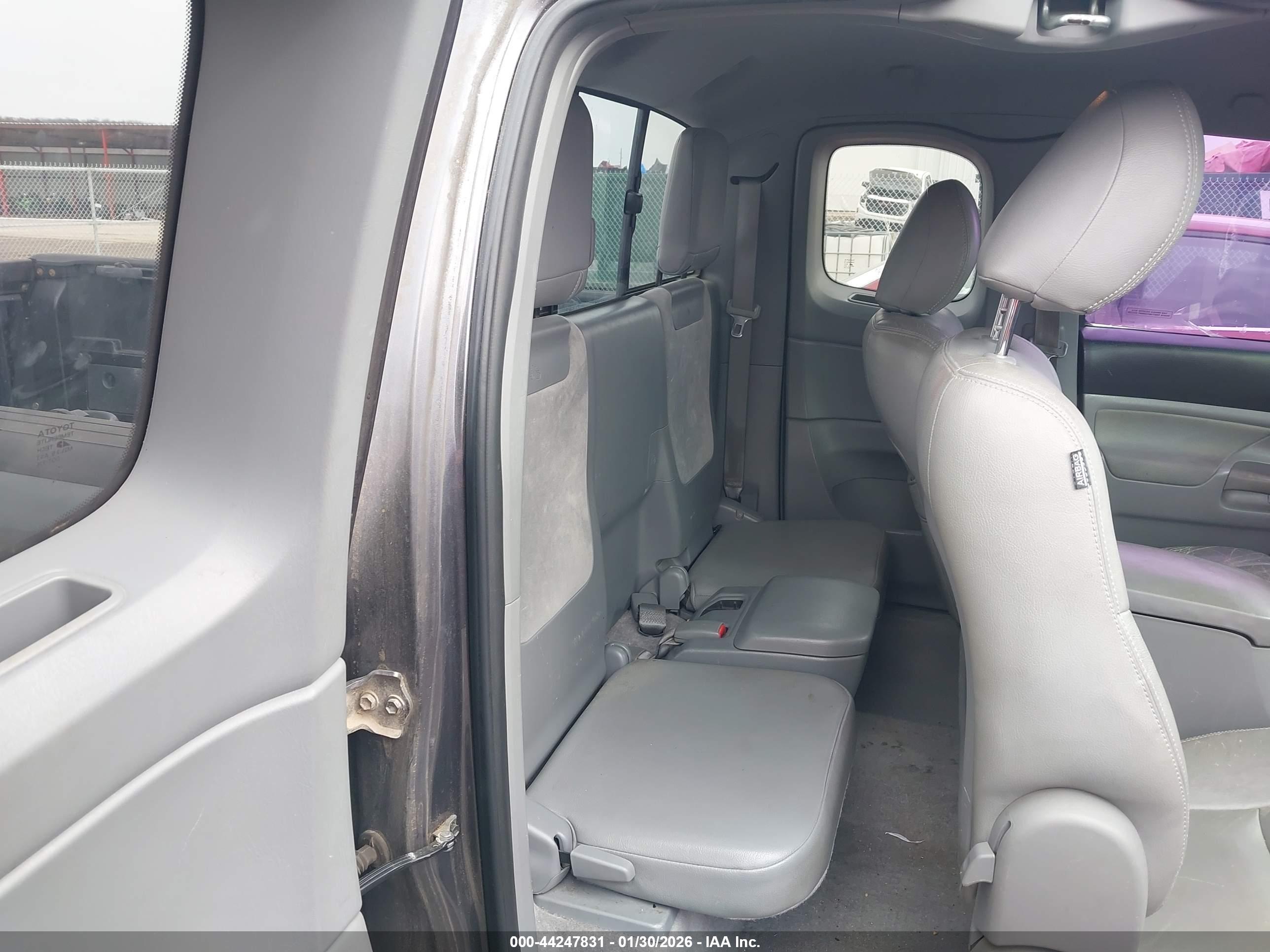 TOYOTA TACOMA image 8