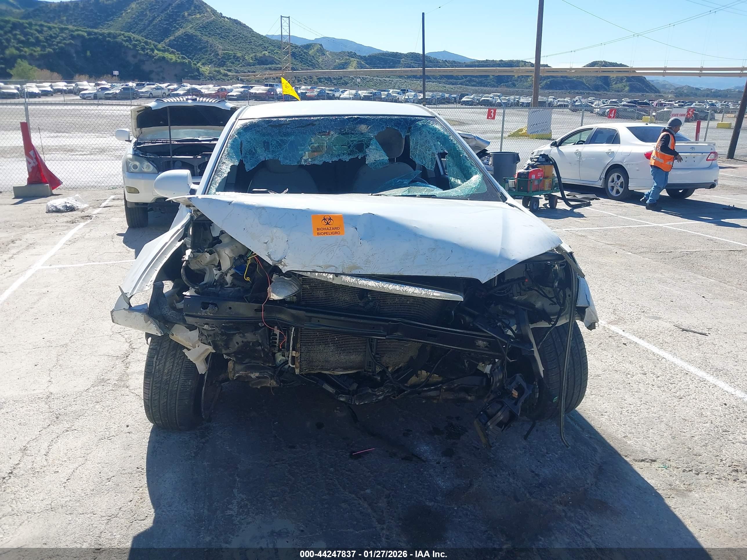 HYUNDAI ELANTRA image 6