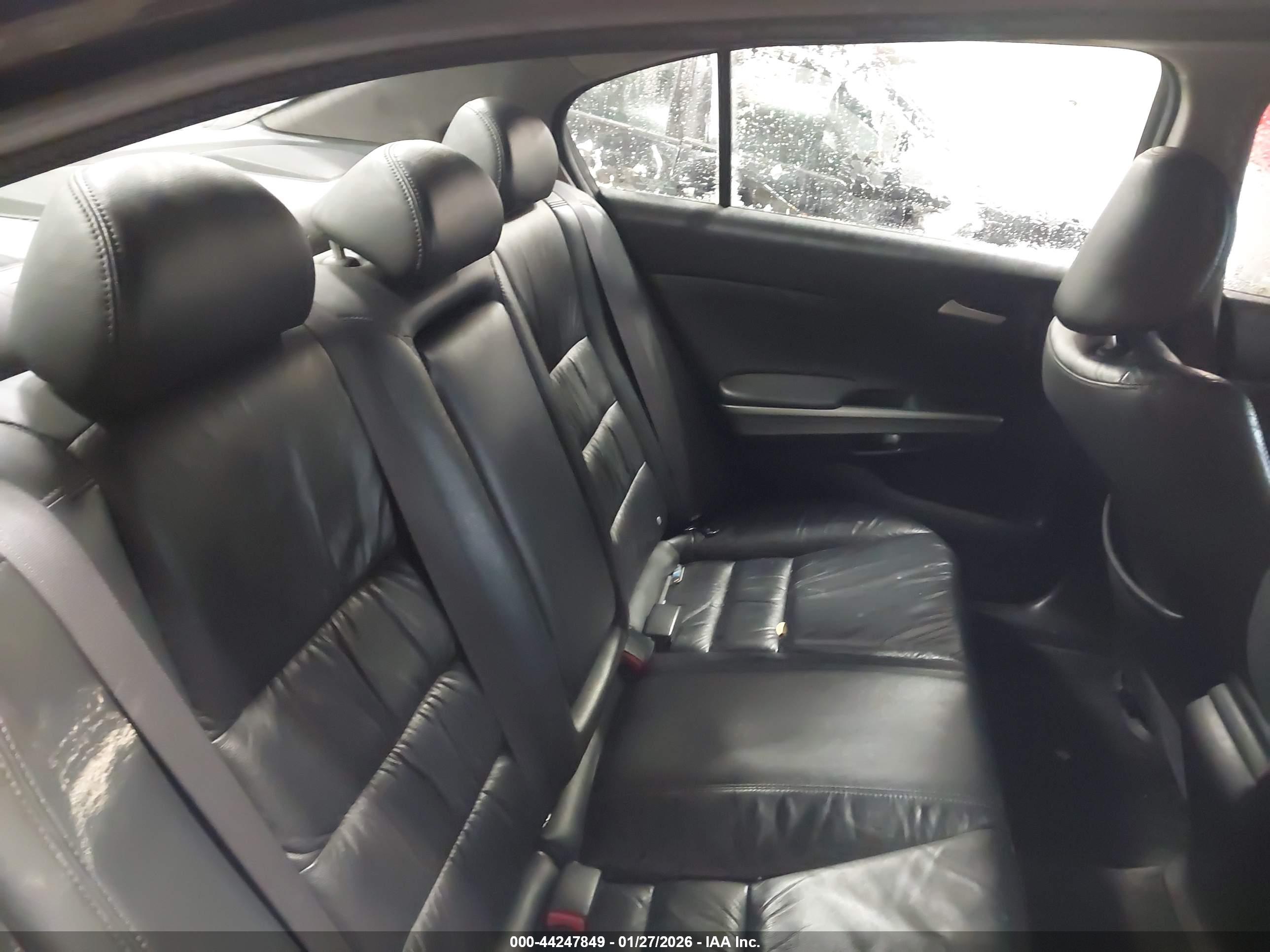 HONDA ACCORD image 8