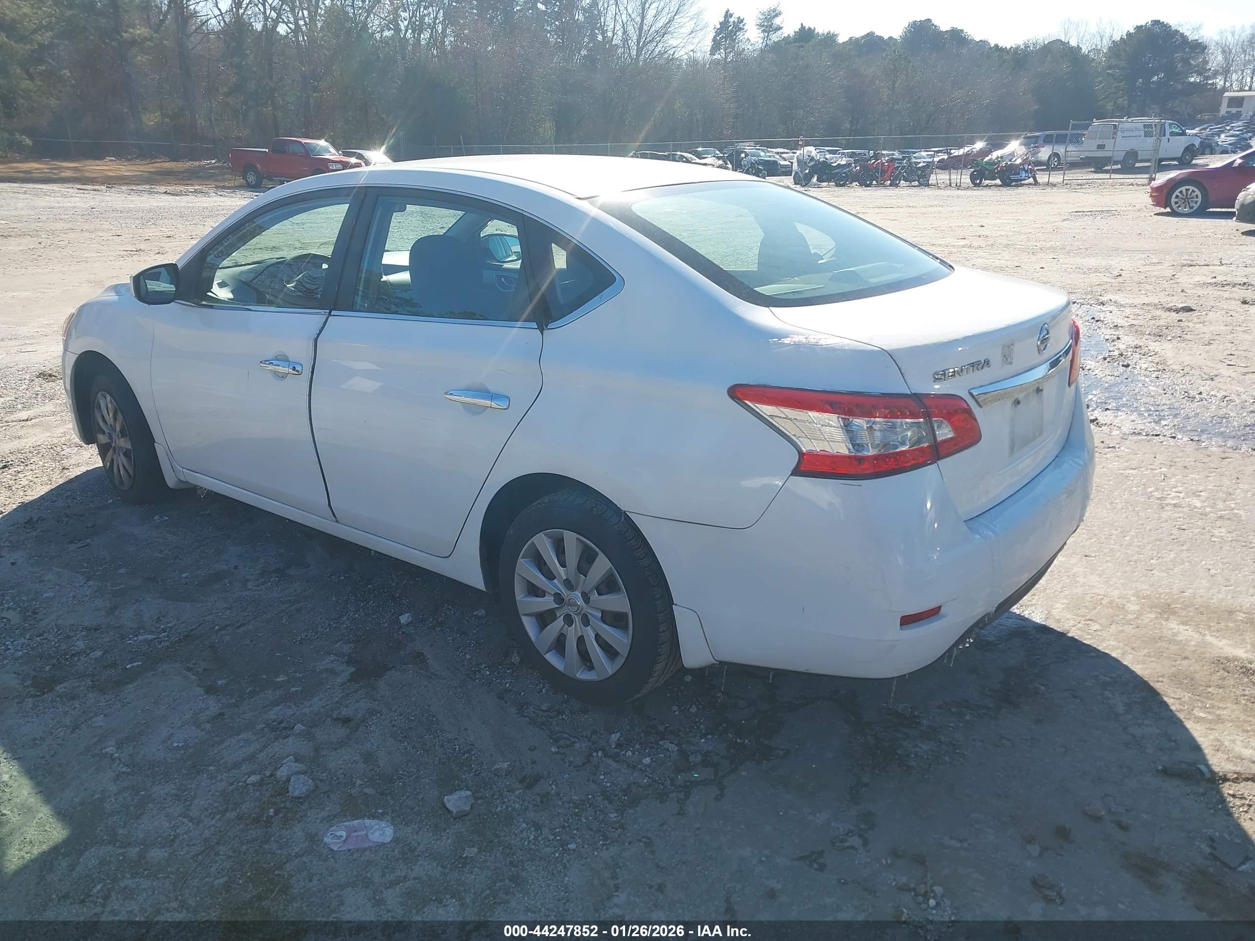 NISSAN SENTRA image 3