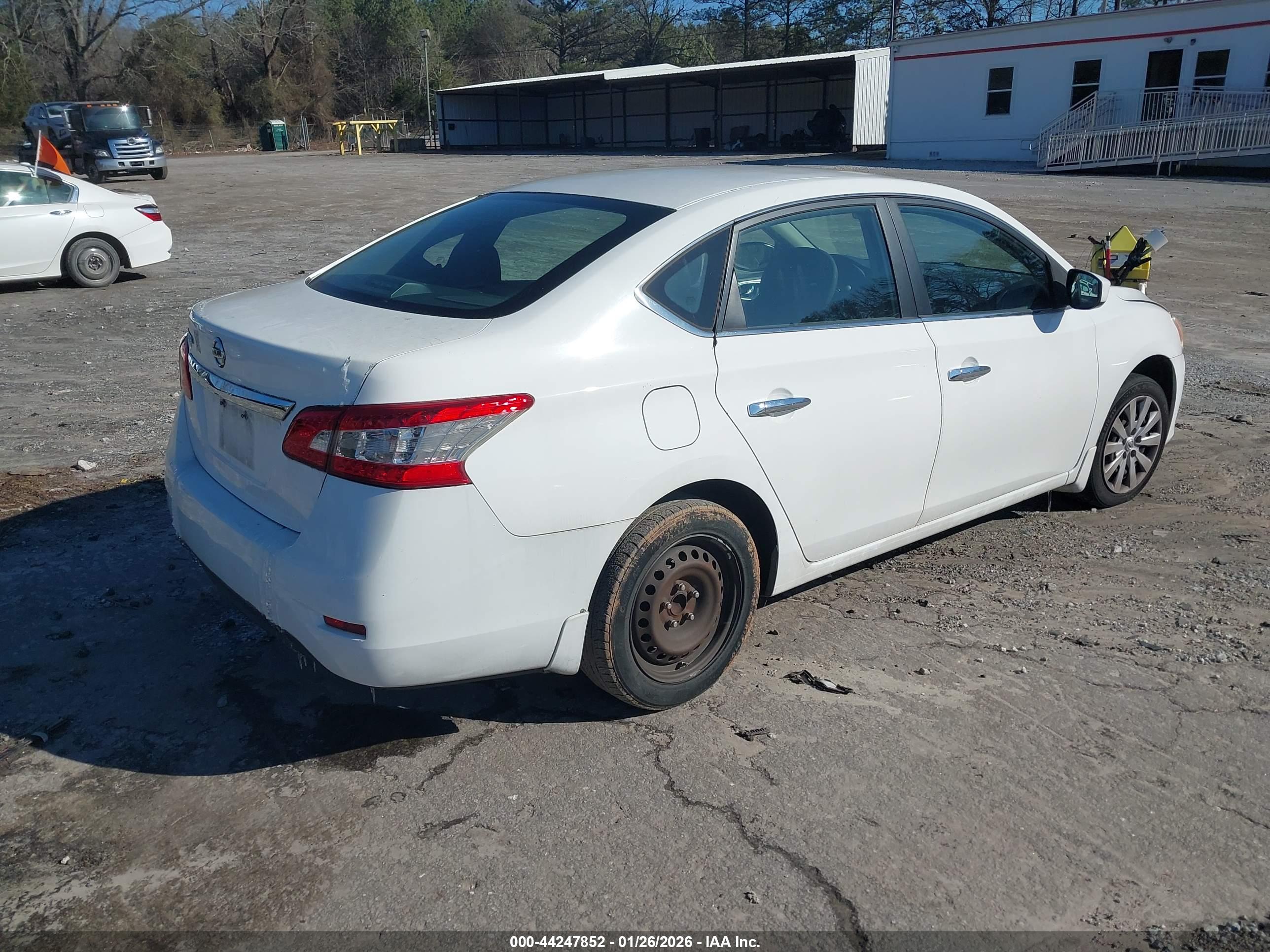 NISSAN SENTRA image 4