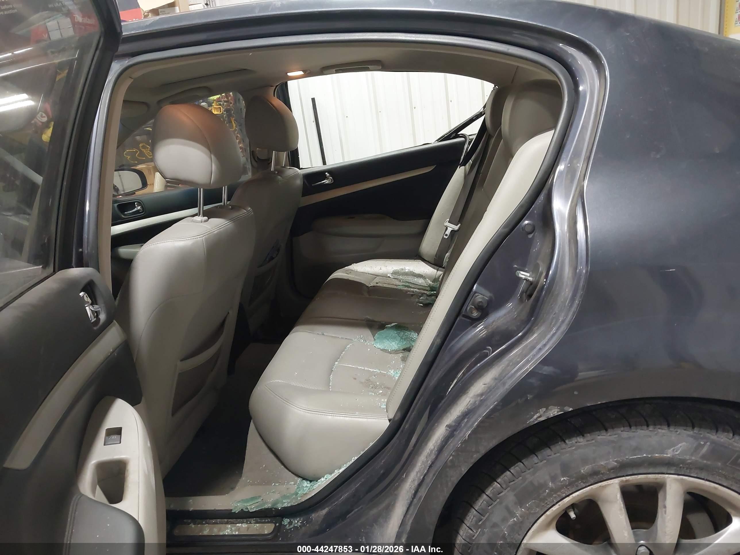 INFINITI G35X image 8