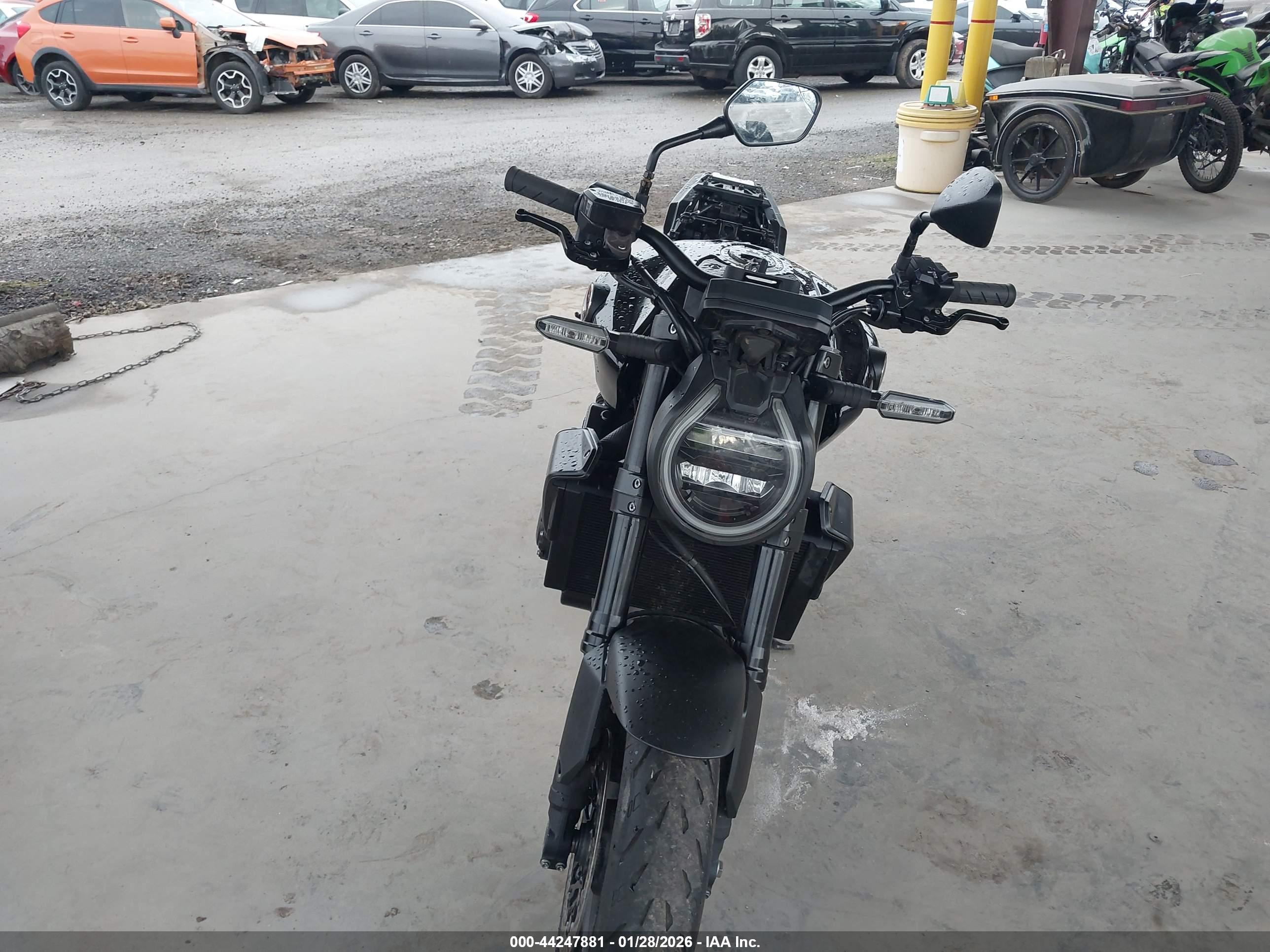 HONDA CB1000 image 5