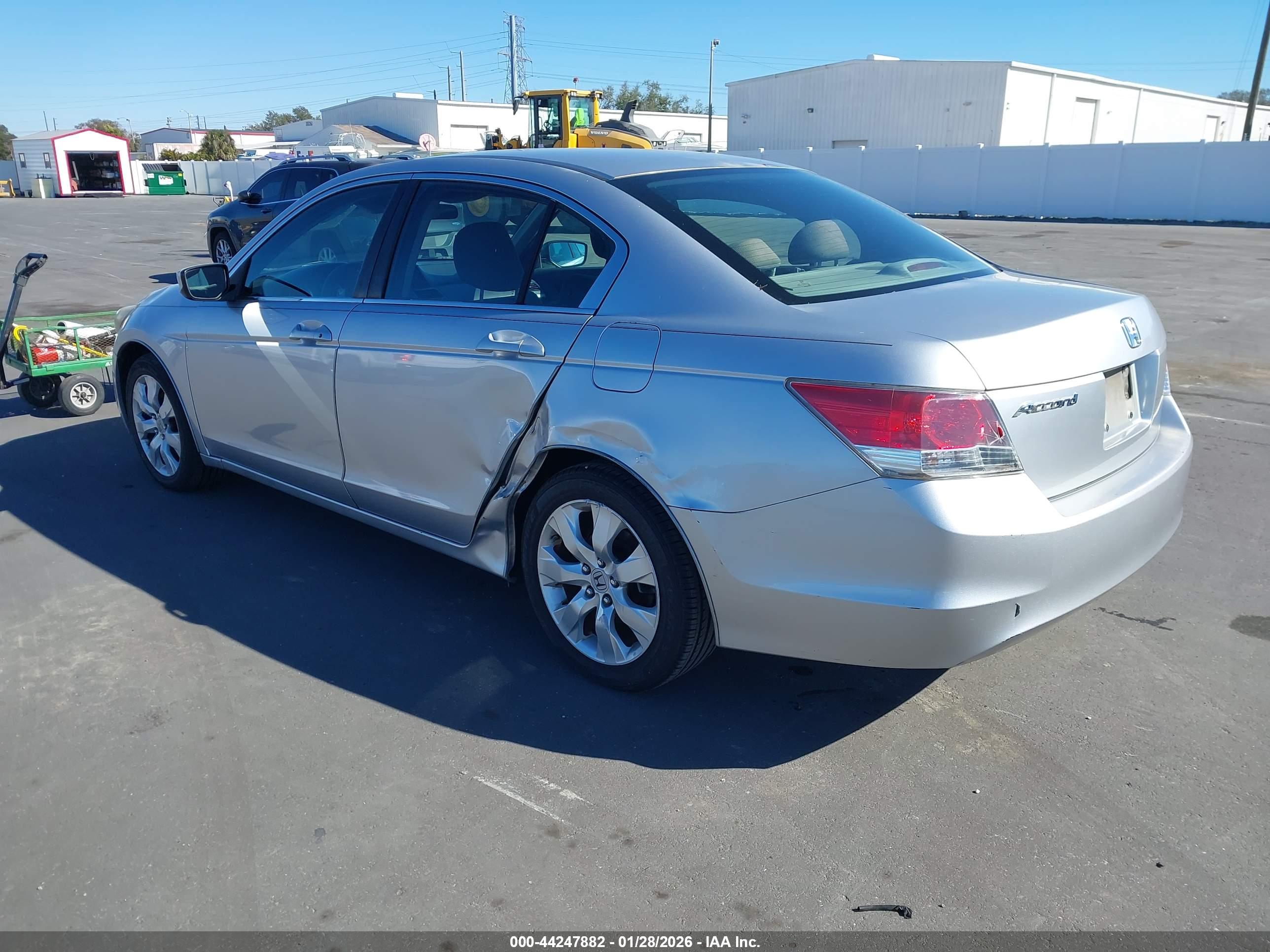 HONDA ACCORD image 3
