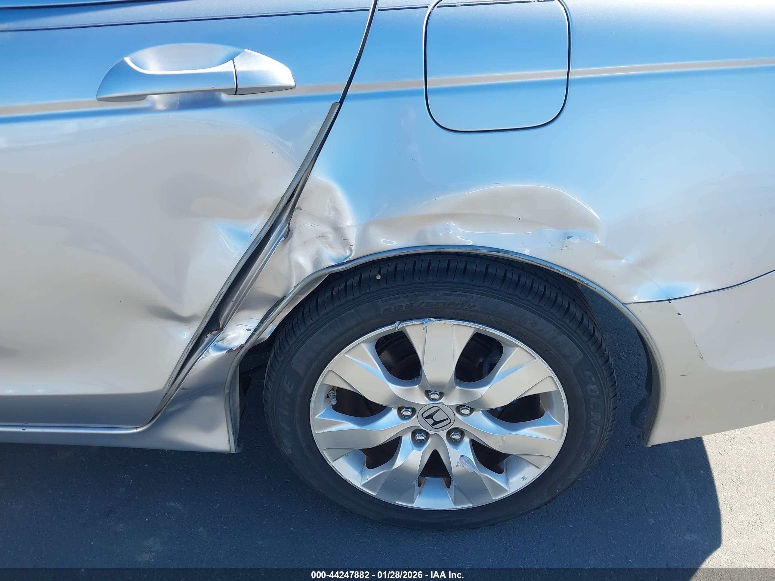 HONDA ACCORD image 6