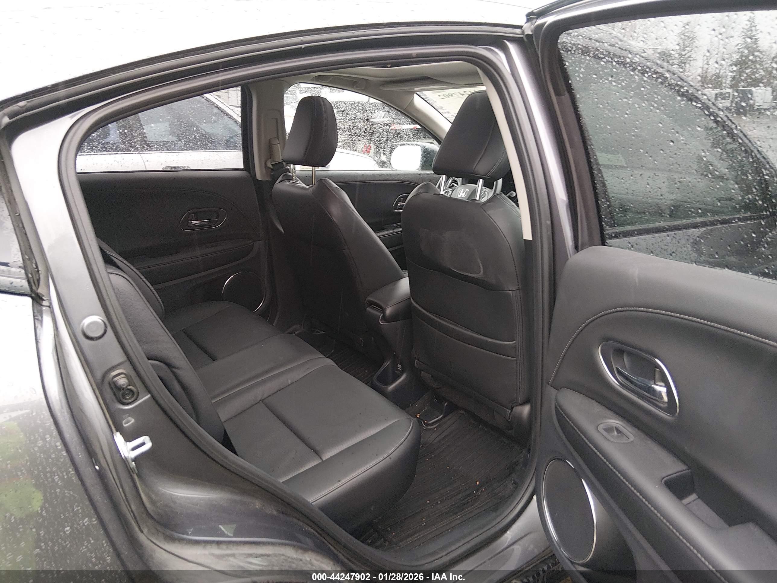 HONDA HR-V image 8