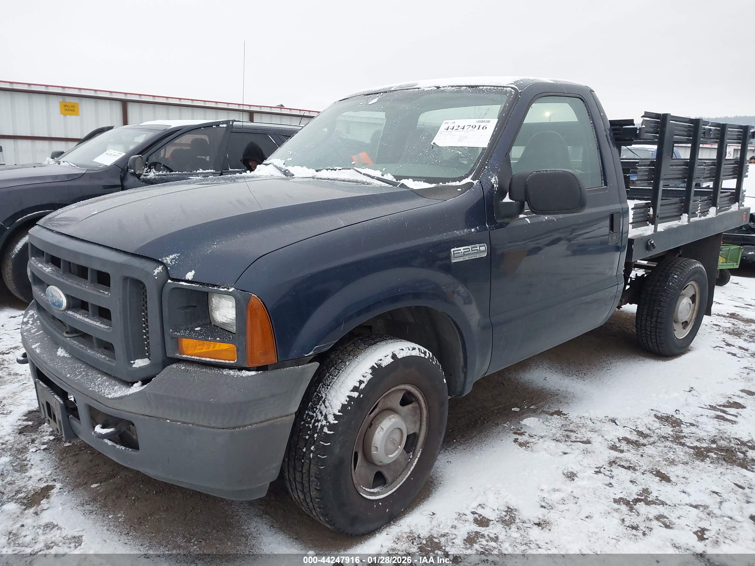 FORD F-250 image 2
