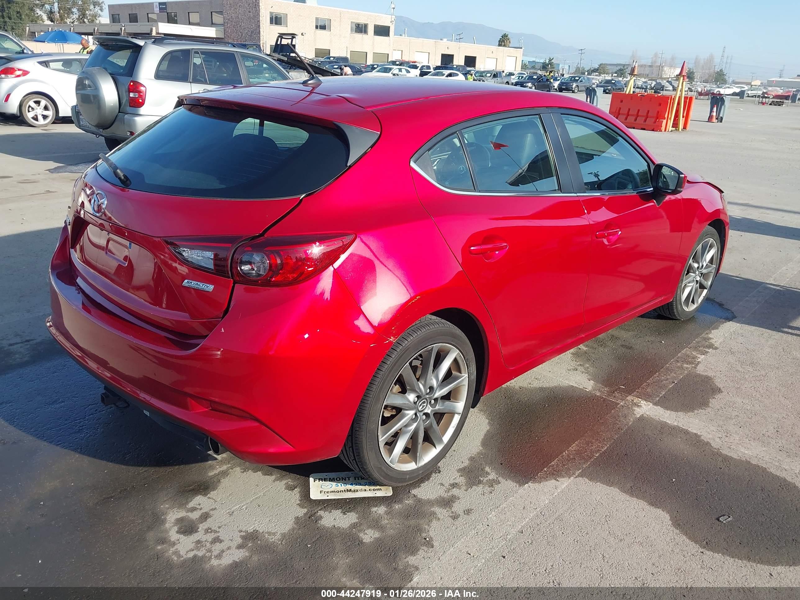 MAZDA MAZDA3 image 4