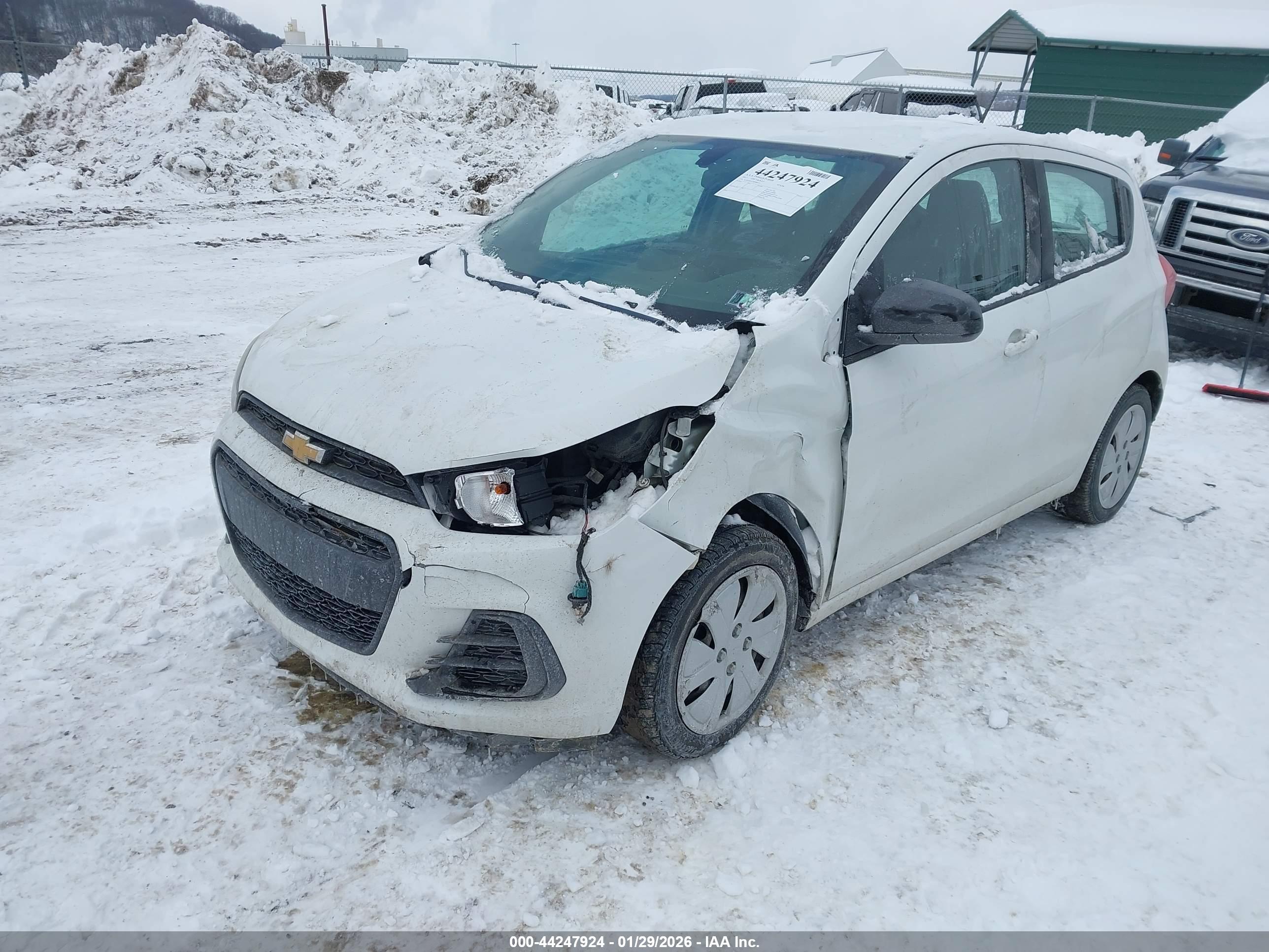 CHEVROLET SPARK image 2