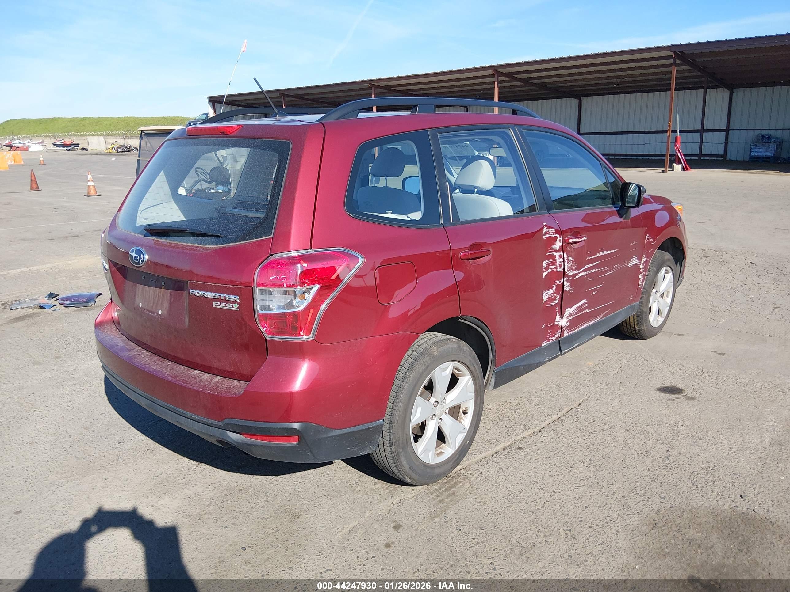 SUBARU FORESTER image 4