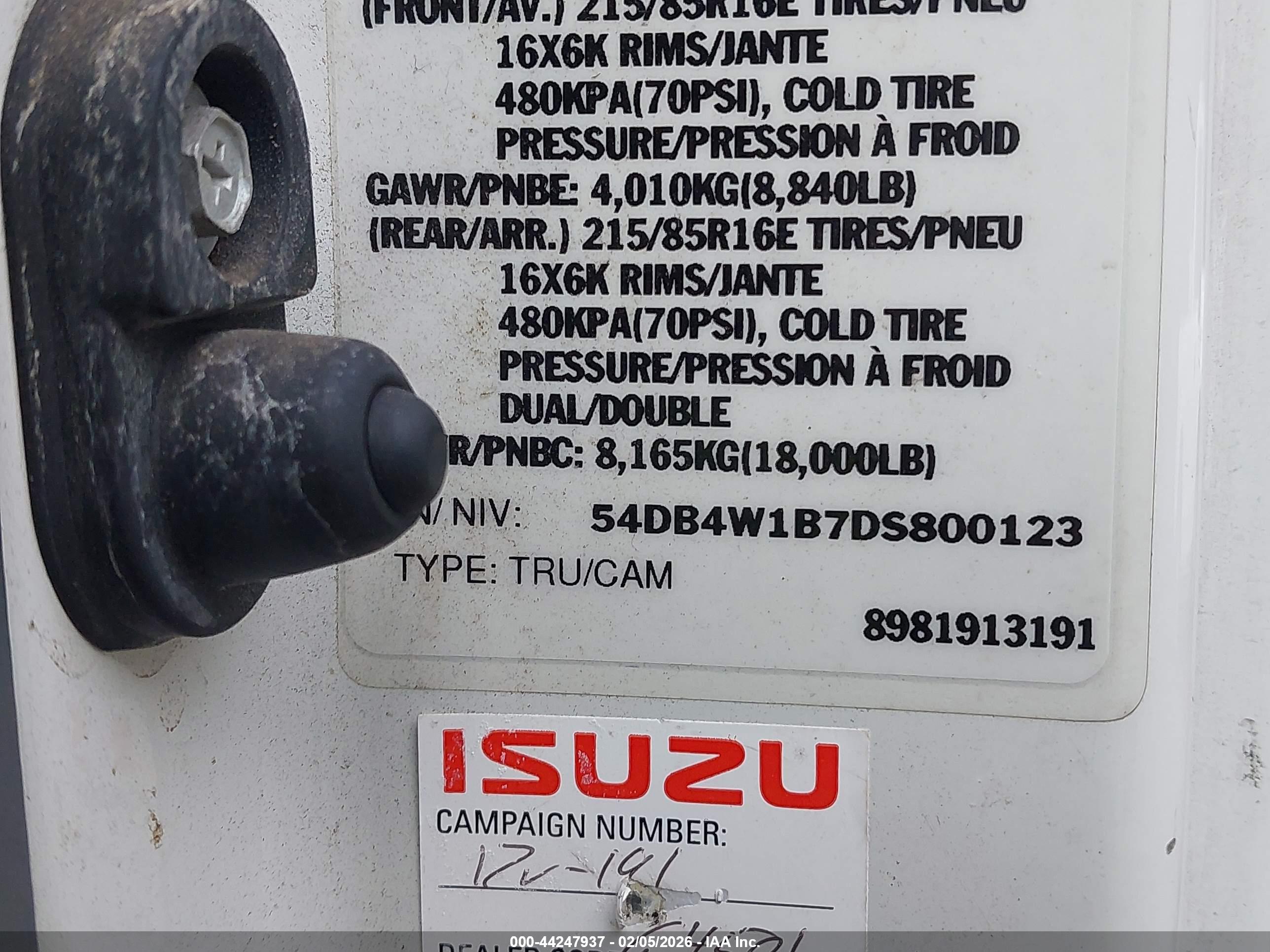 ISUZU NPR image 9
