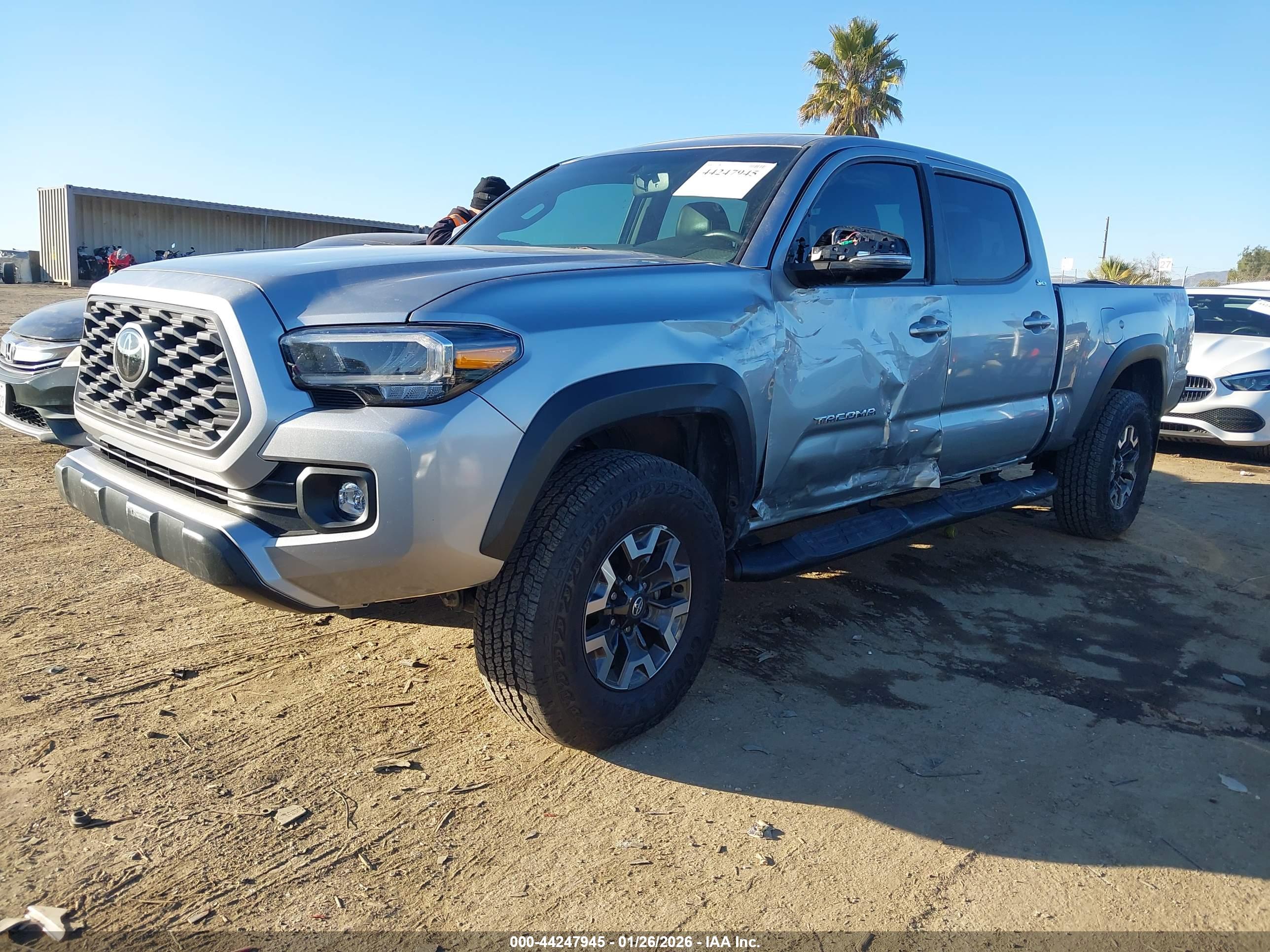 TOYOTA TACOMA image 2