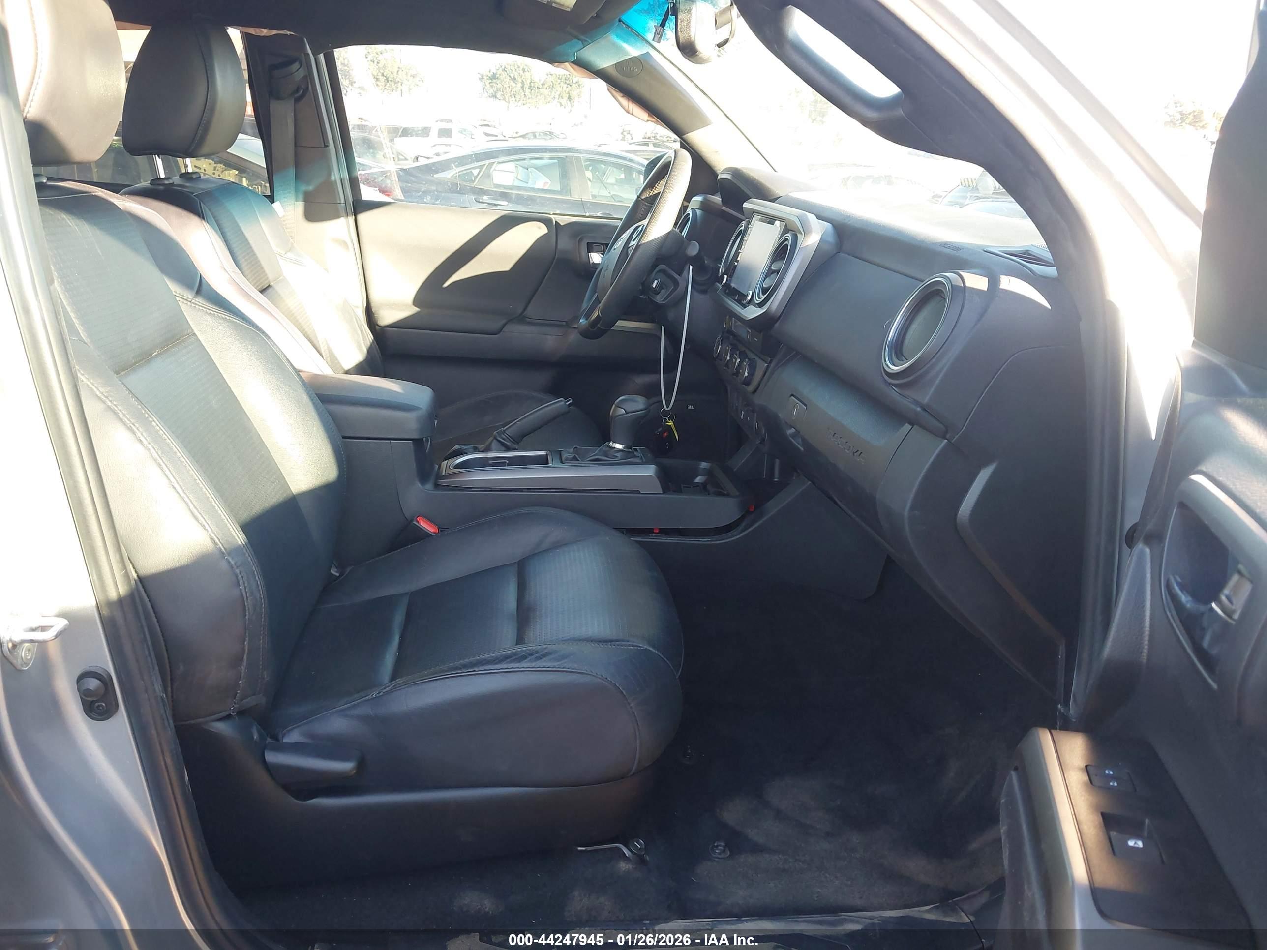 TOYOTA TACOMA image 5