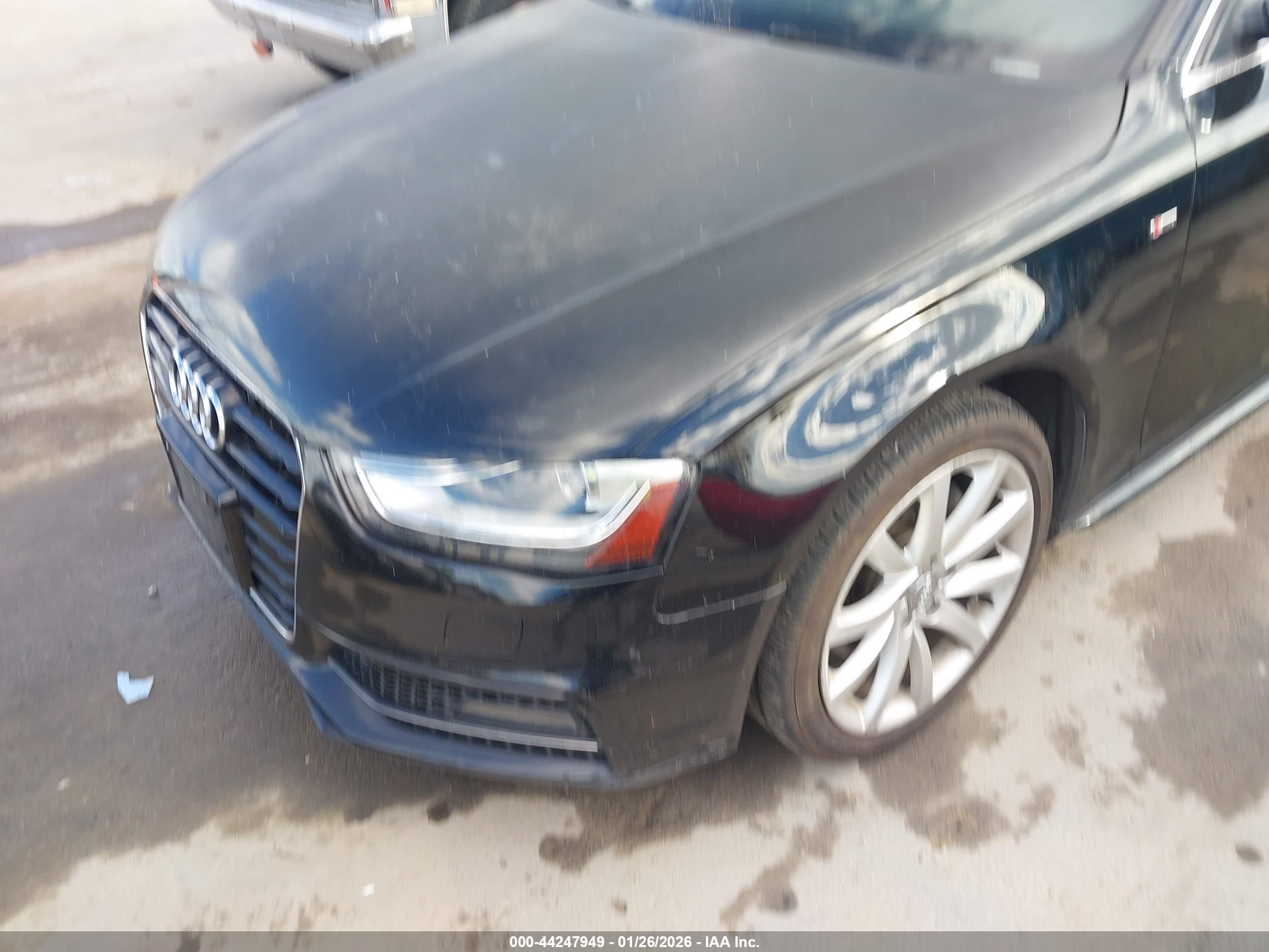 AUDI A4 image 6