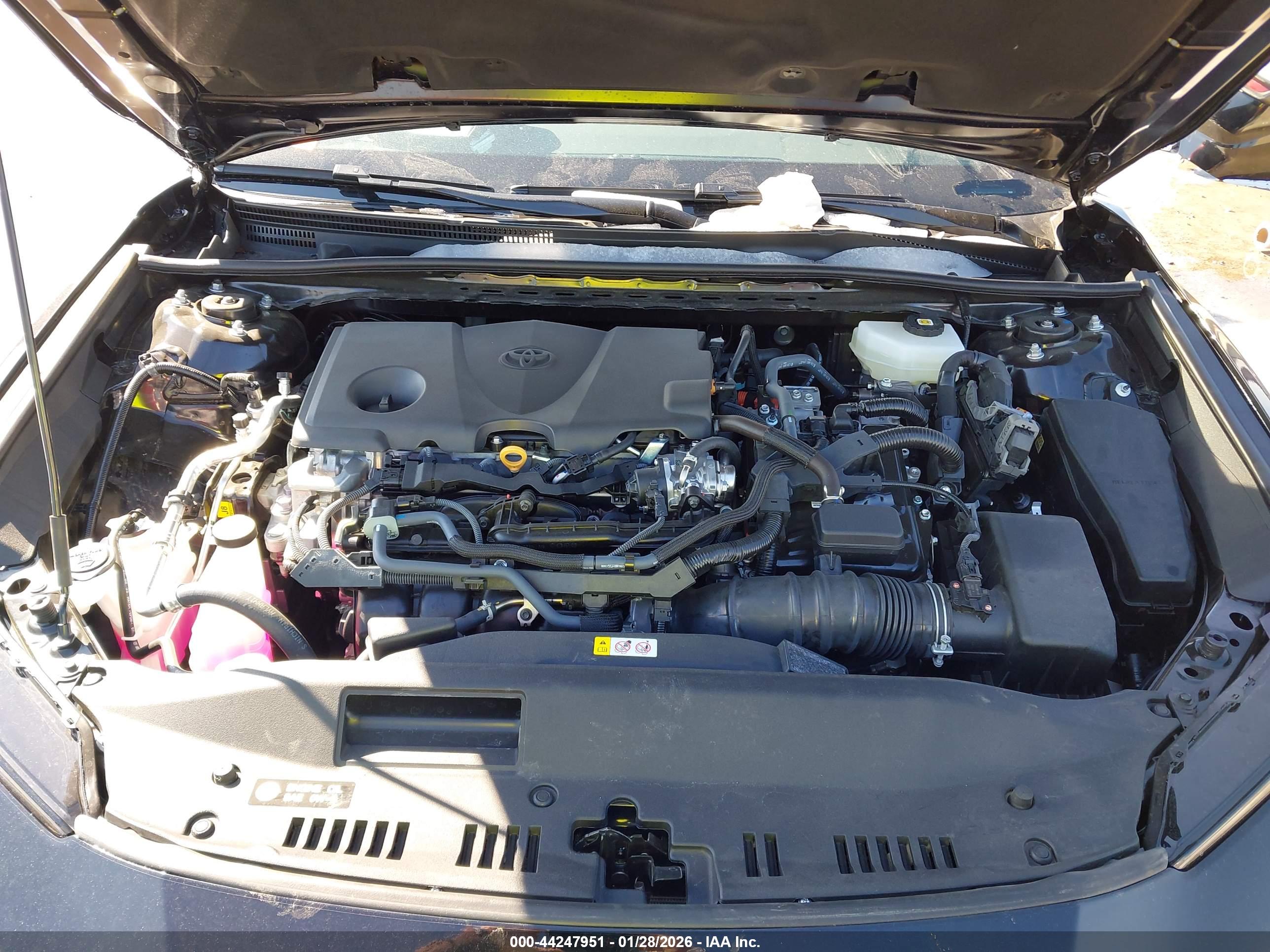 TOYOTA CAMRY image 10