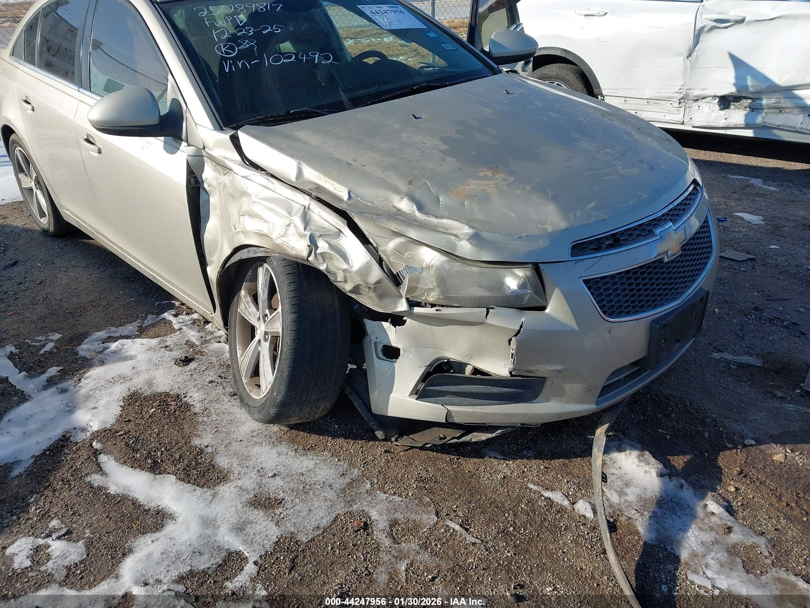 CHEVROLET CRUZE image 6