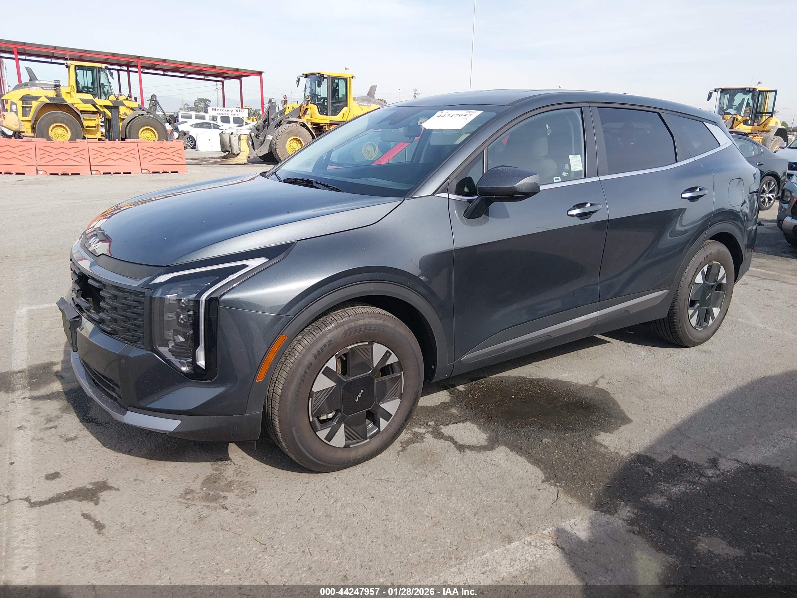 KIA SPORTAGE image 2