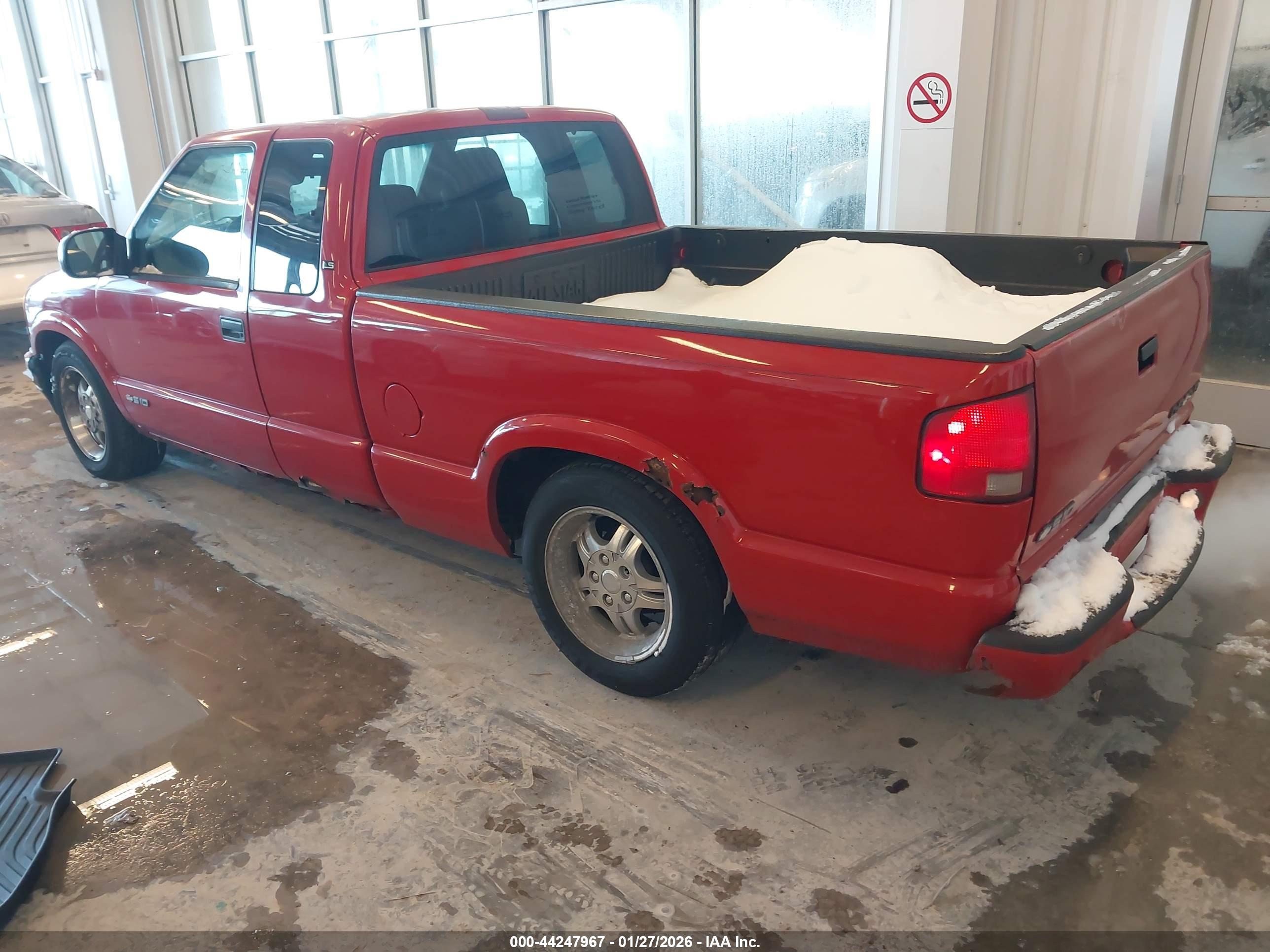 CHEVROLET S-10 image 3