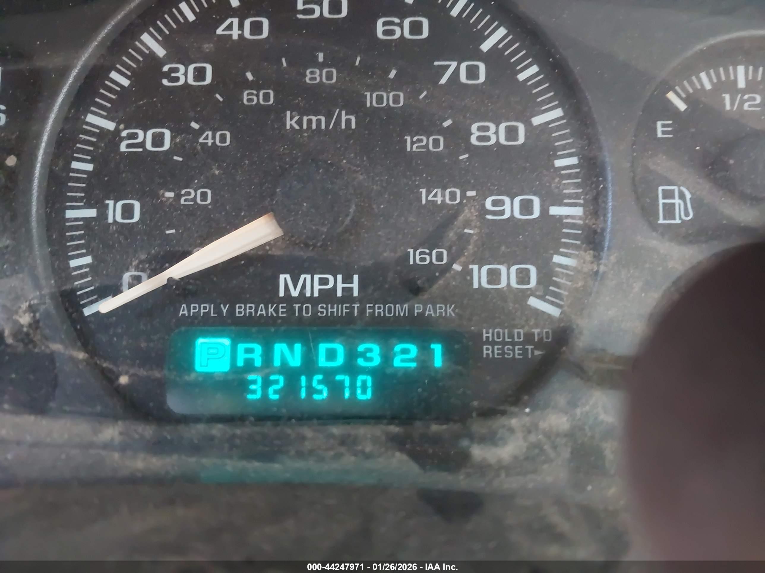 CHEVROLET SILVERADO image 7