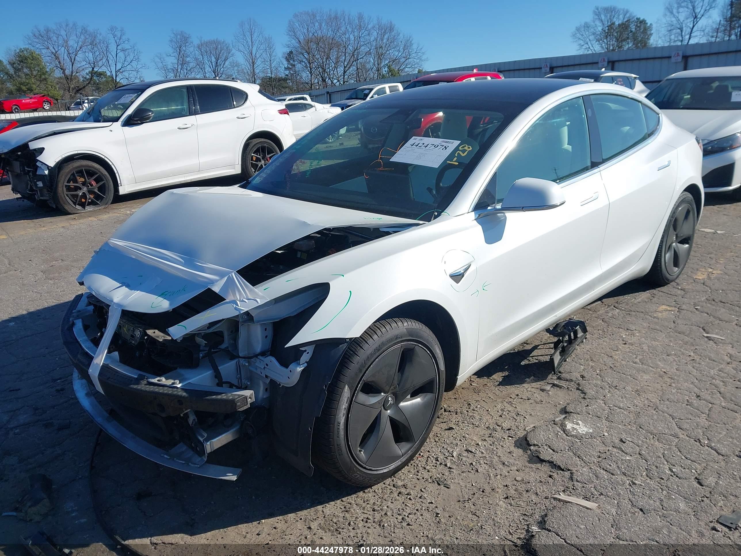 TESLA MODEL image 2
