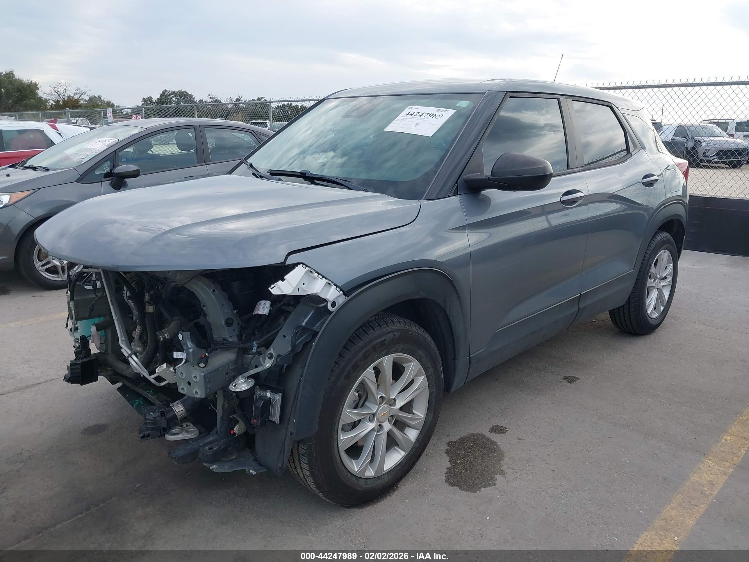 CHEVROLET TRAILBLAZER image 2