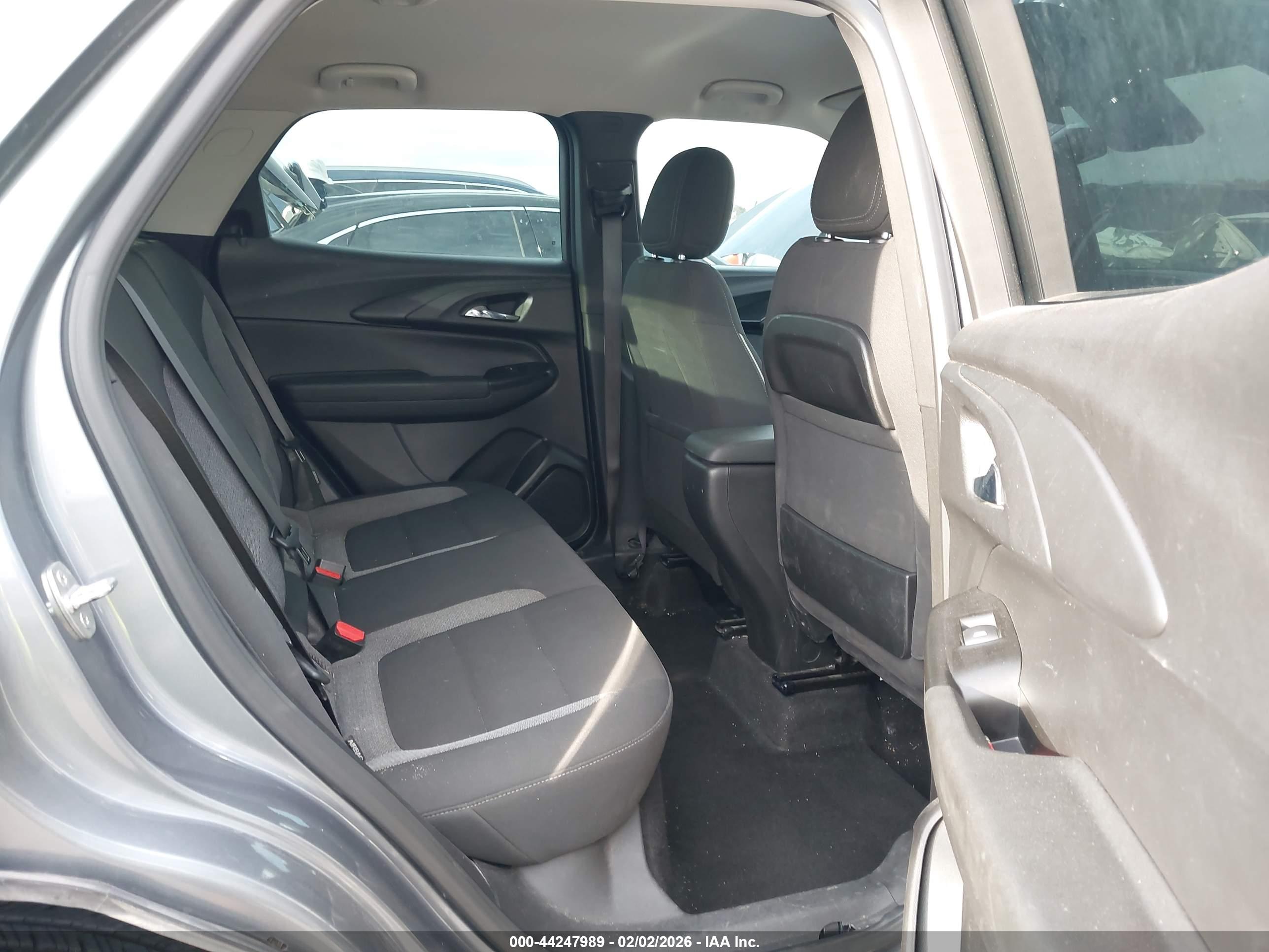 CHEVROLET TRAILBLAZER image 8