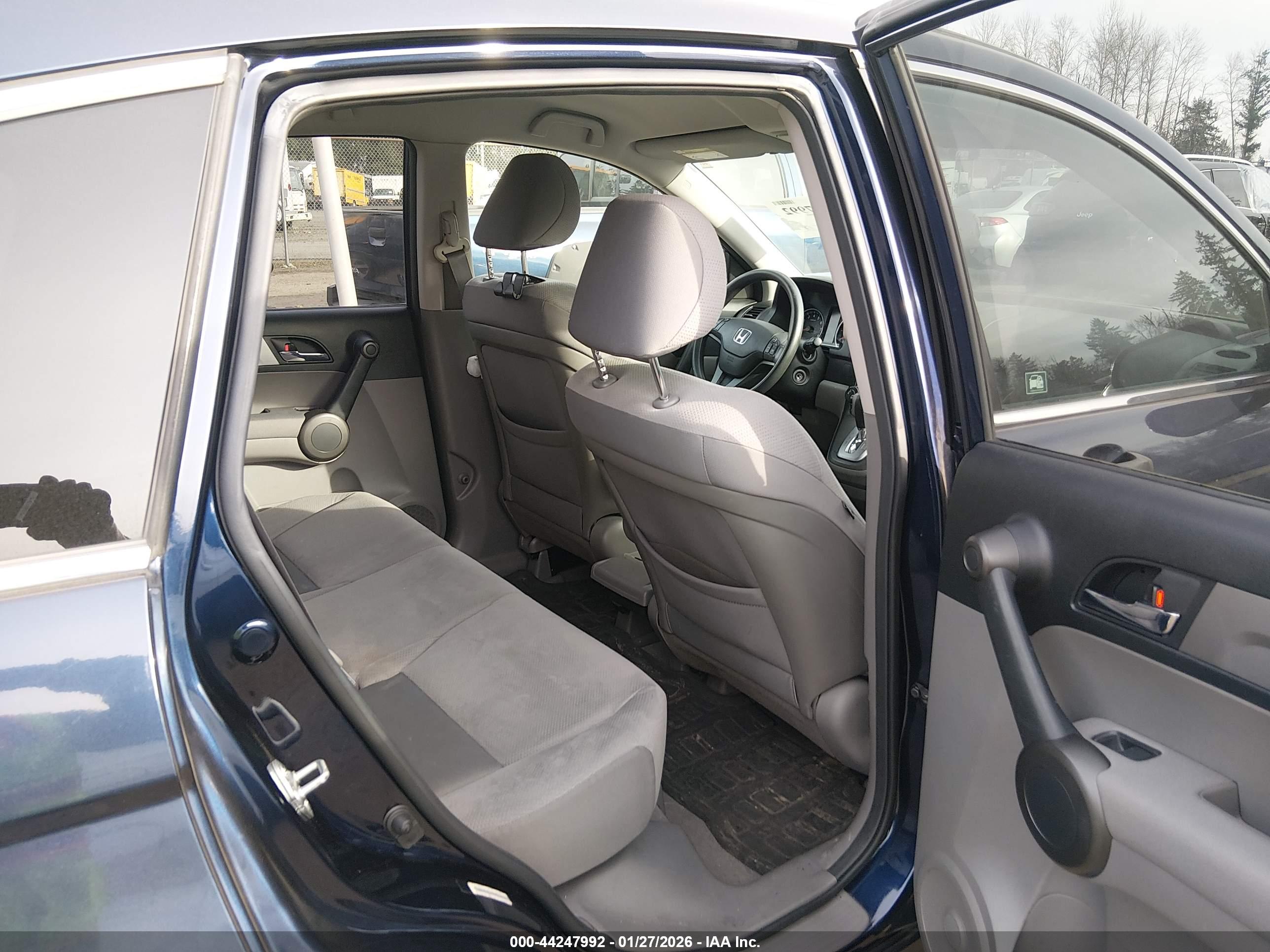 HONDA CR-V image 8